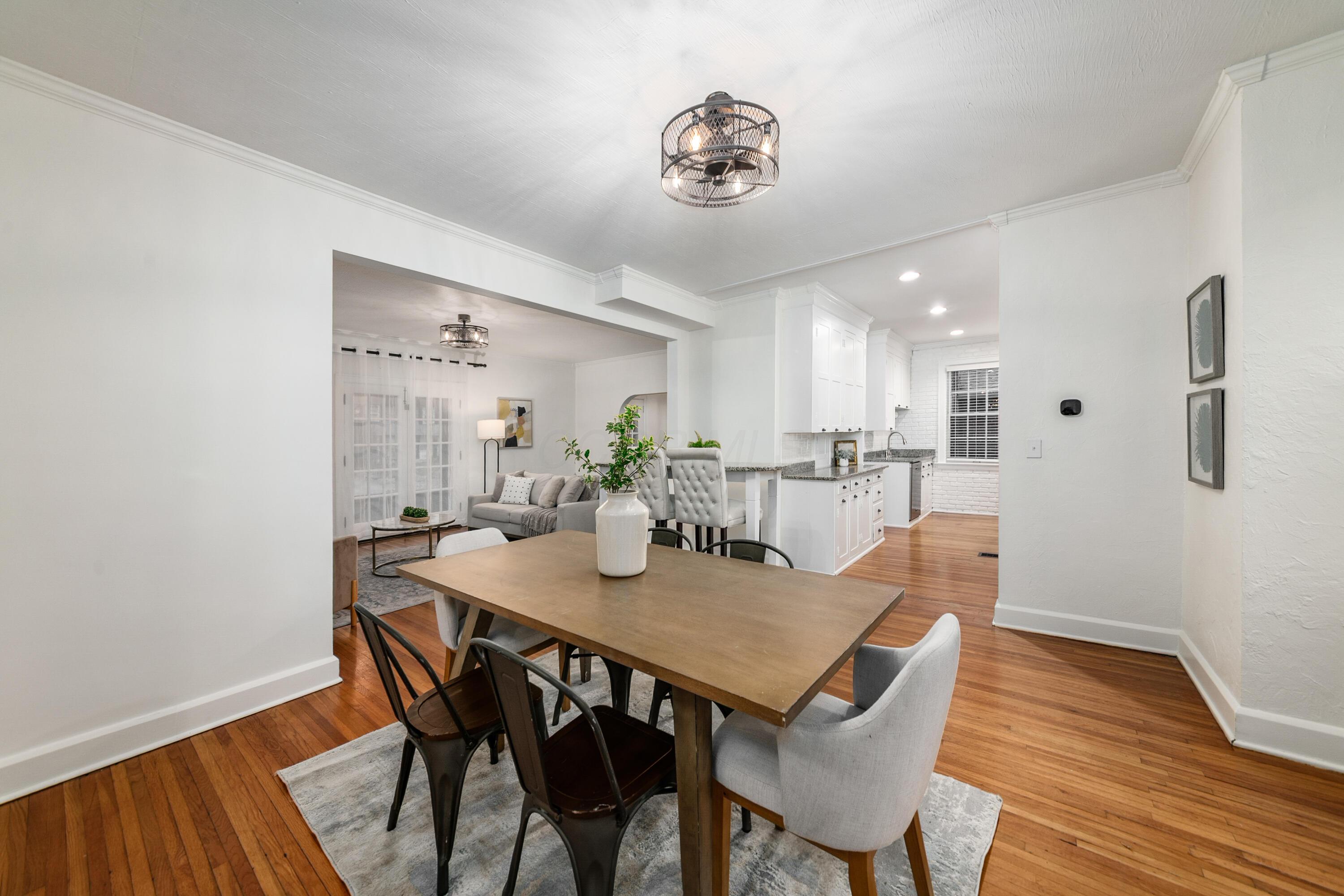 Columbus, Ohio, 43214, United States, 4 Bedrooms Bedrooms, ,3 BathroomsBathrooms,Residential,For Sale,1996077