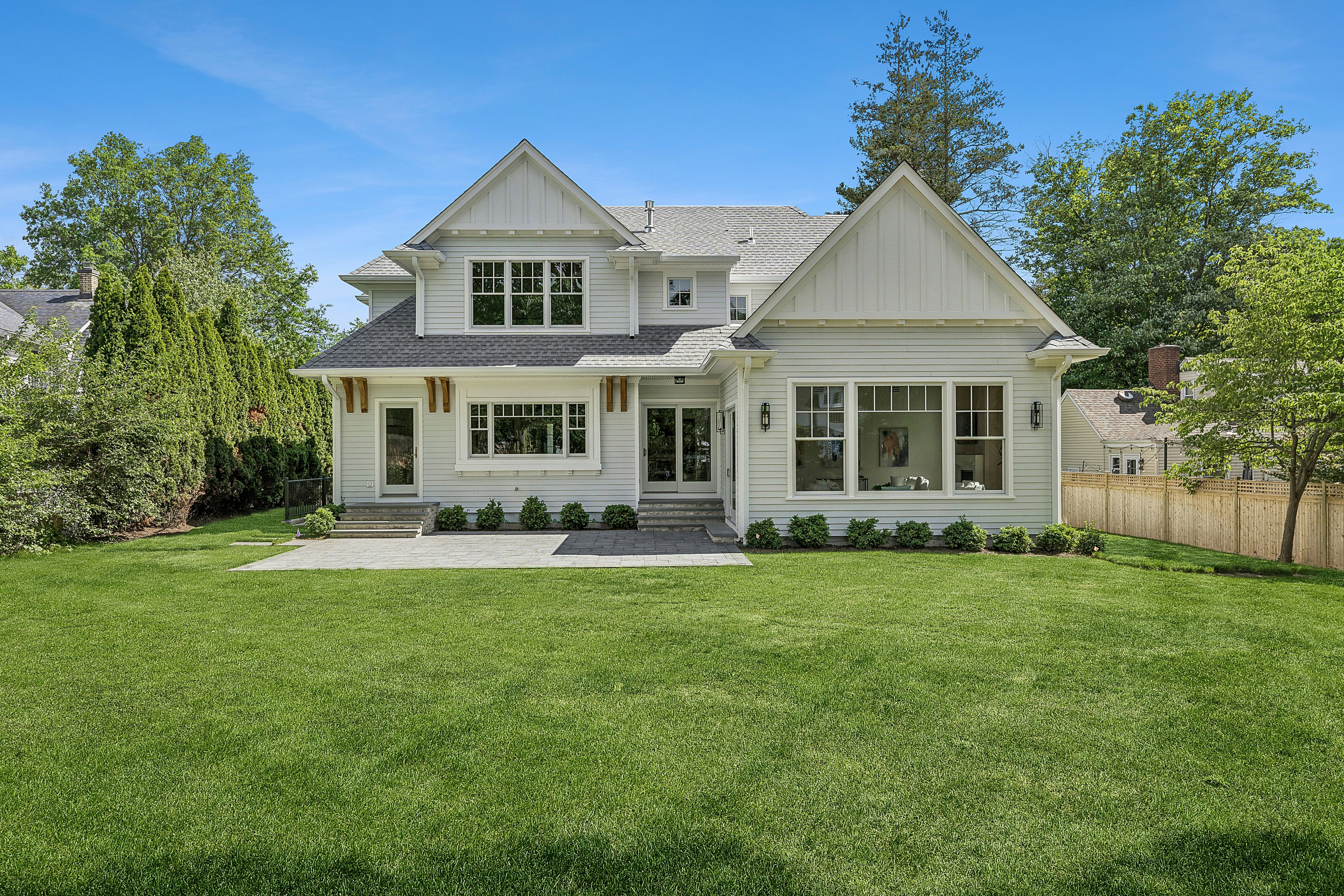  8 Club Road, Sea Cliff, NY 11579 - 物件實景