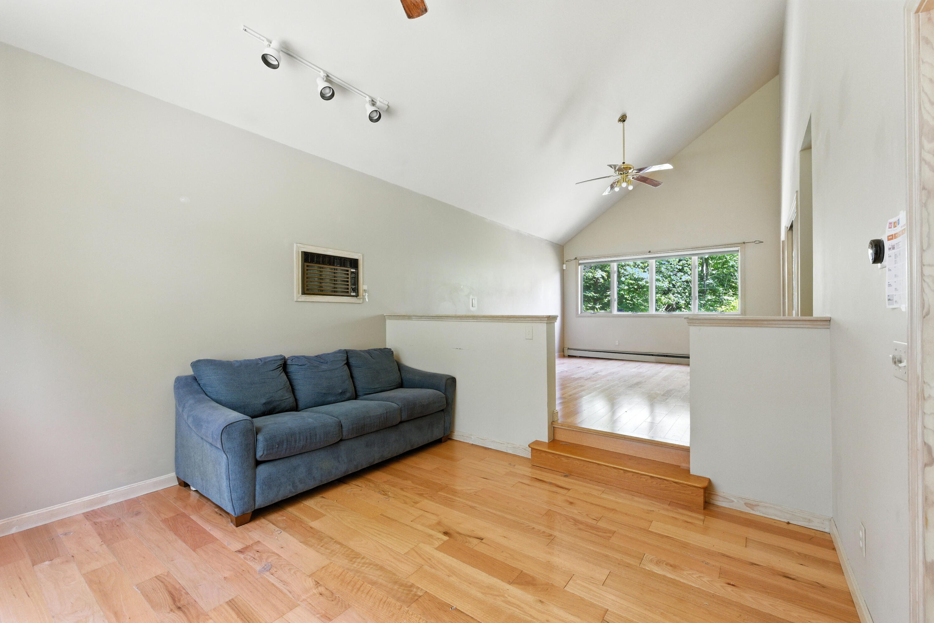 Lewiston, Maine, 04240, United States, 4 Bedrooms Bedrooms, ,3 BathroomsBathrooms,Residential,For Sale,1770488