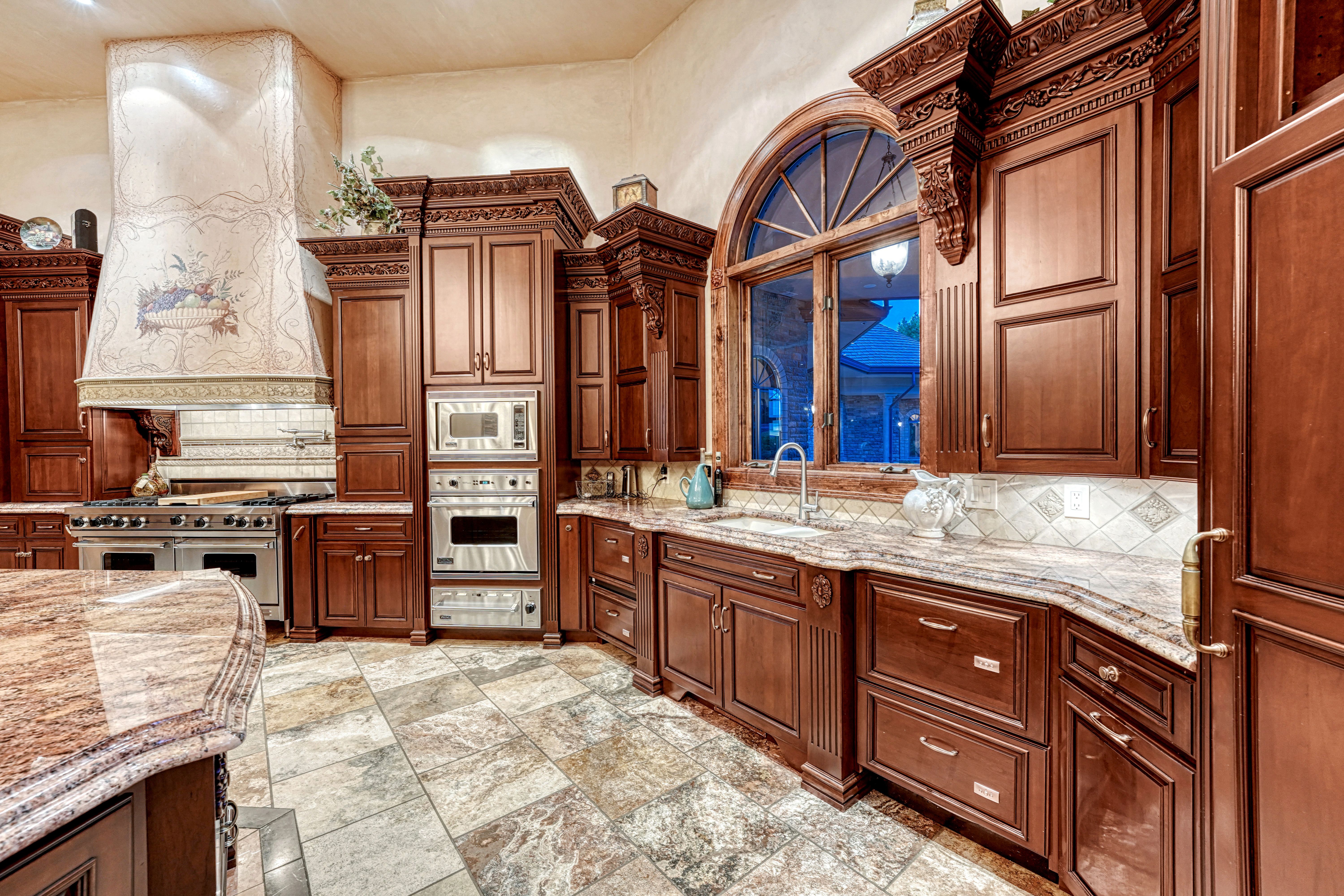  Extraordinary Estate on Pueblo