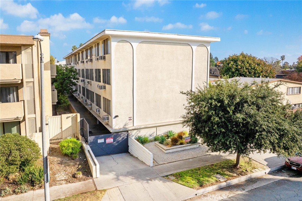 Pasadena, California, 91106, United States, ,Residential,For Sale,1911208