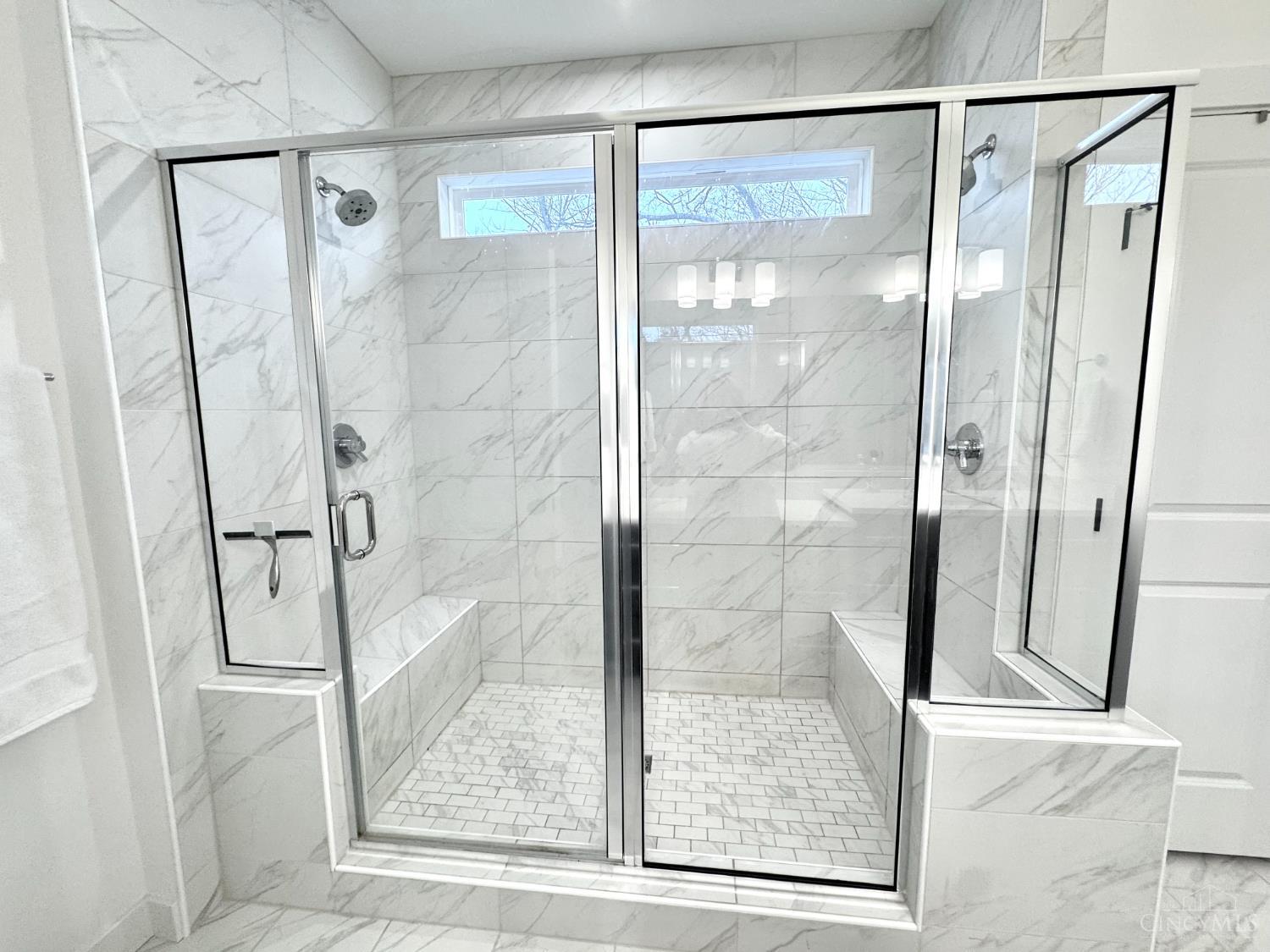 Loveland, Ohio, 45140, United States, 3 Bedrooms Bedrooms, ,3 BathroomsBathrooms,Residential,For Sale,2003068