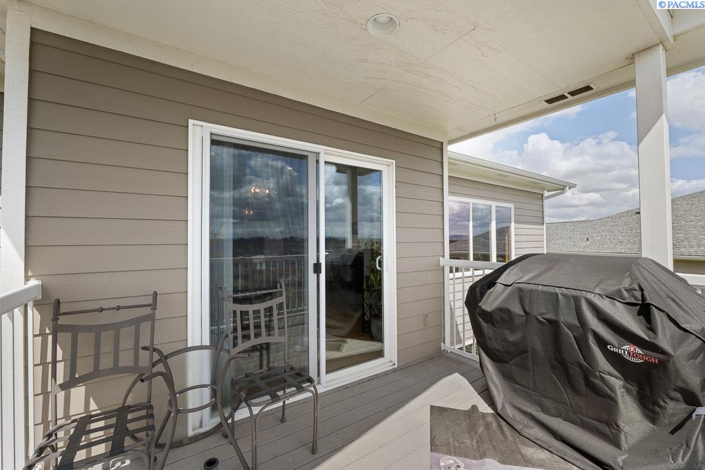 Pullman, Washington, 99163, United States, 4 Bedrooms Bedrooms, ,1 BathroomBathrooms,Residential,For Sale,1784694