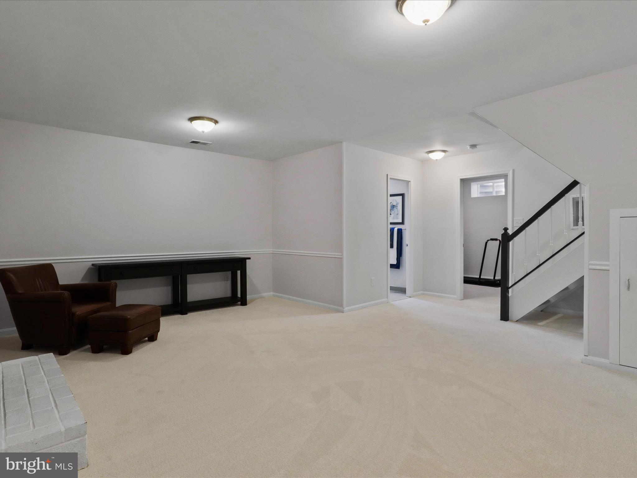 Arlington, Virginia, 22205, United States, 3 Bedrooms Bedrooms, ,3 BathroomsBathrooms,Residential,For Sale,1943915