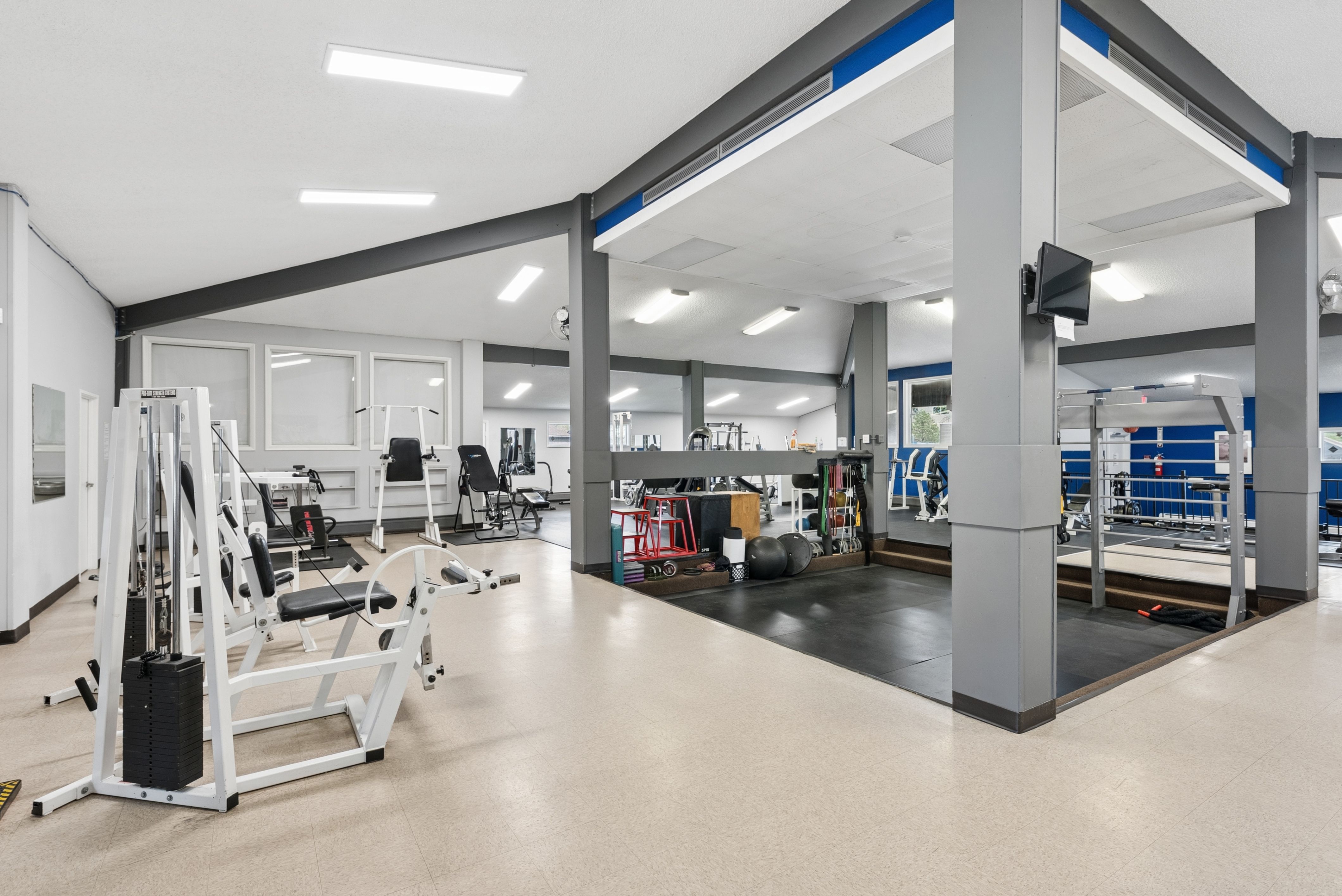  Move-In Ready Condo In Prime Golden Location - 物件實景