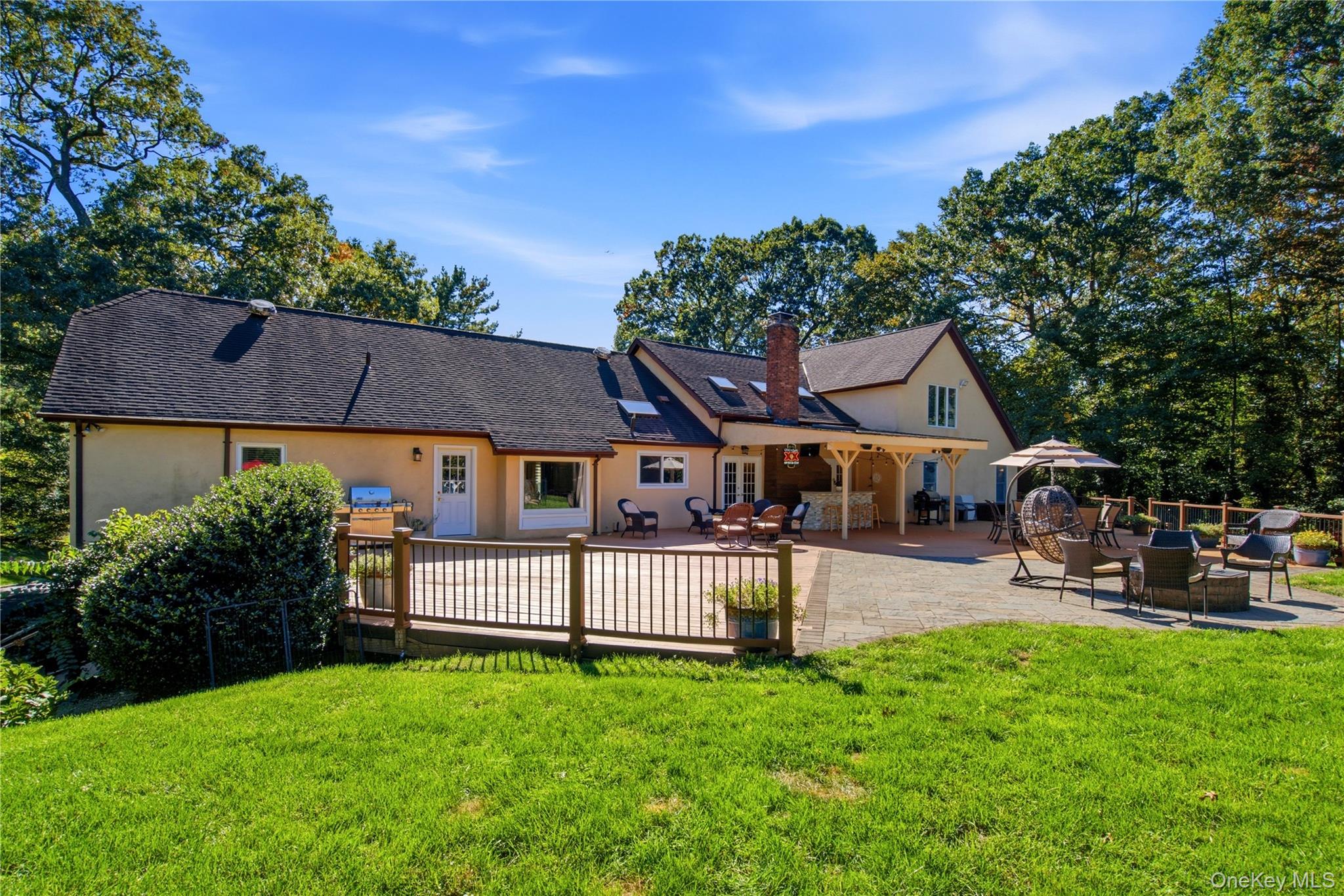  14 Sherwood Gate, Oyster Bay, NY, 11771 - 物件實景
