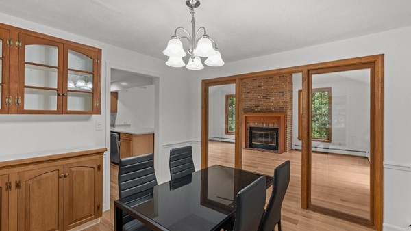 Southborough, Massachusetts, 01772, United States, 4 Bedrooms Bedrooms, ,3 BathroomsBathrooms,Residential,For Sale,1981487