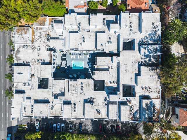 Hollywood Hills, California, 90068, United States, 2 Bedrooms Bedrooms, ,2 BathroomsBathrooms,Residential,For Sale,1981574