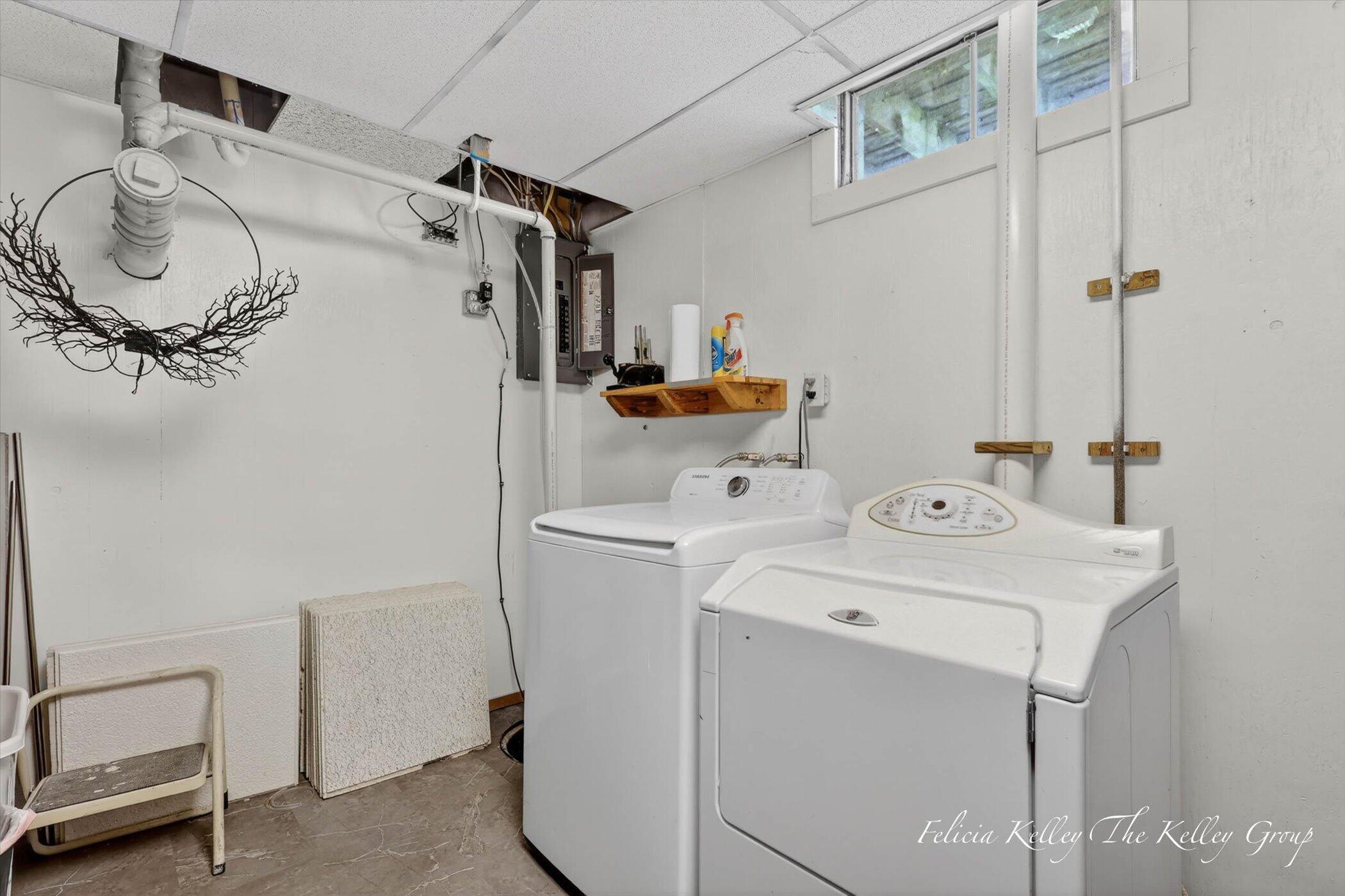 Howard City, Michigan, 49329, United States, 3 Bedrooms Bedrooms, ,1 BathroomBathrooms,Residential,For Sale,2048764