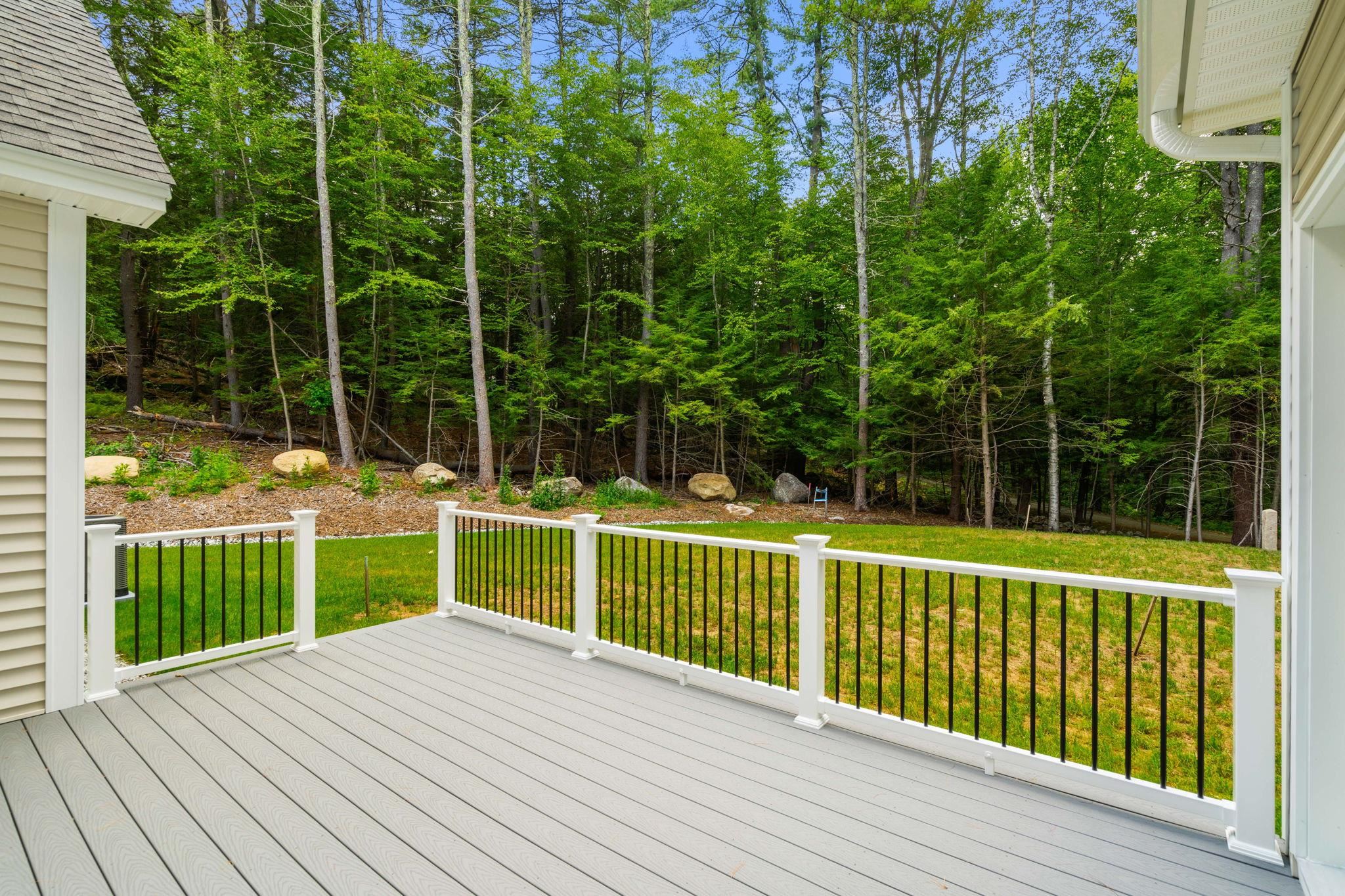 Bedford, New Hampshire, 03110, United States, 4 Bedrooms Bedrooms, ,5 BathroomsBathrooms,Residential,For Sale,1924713