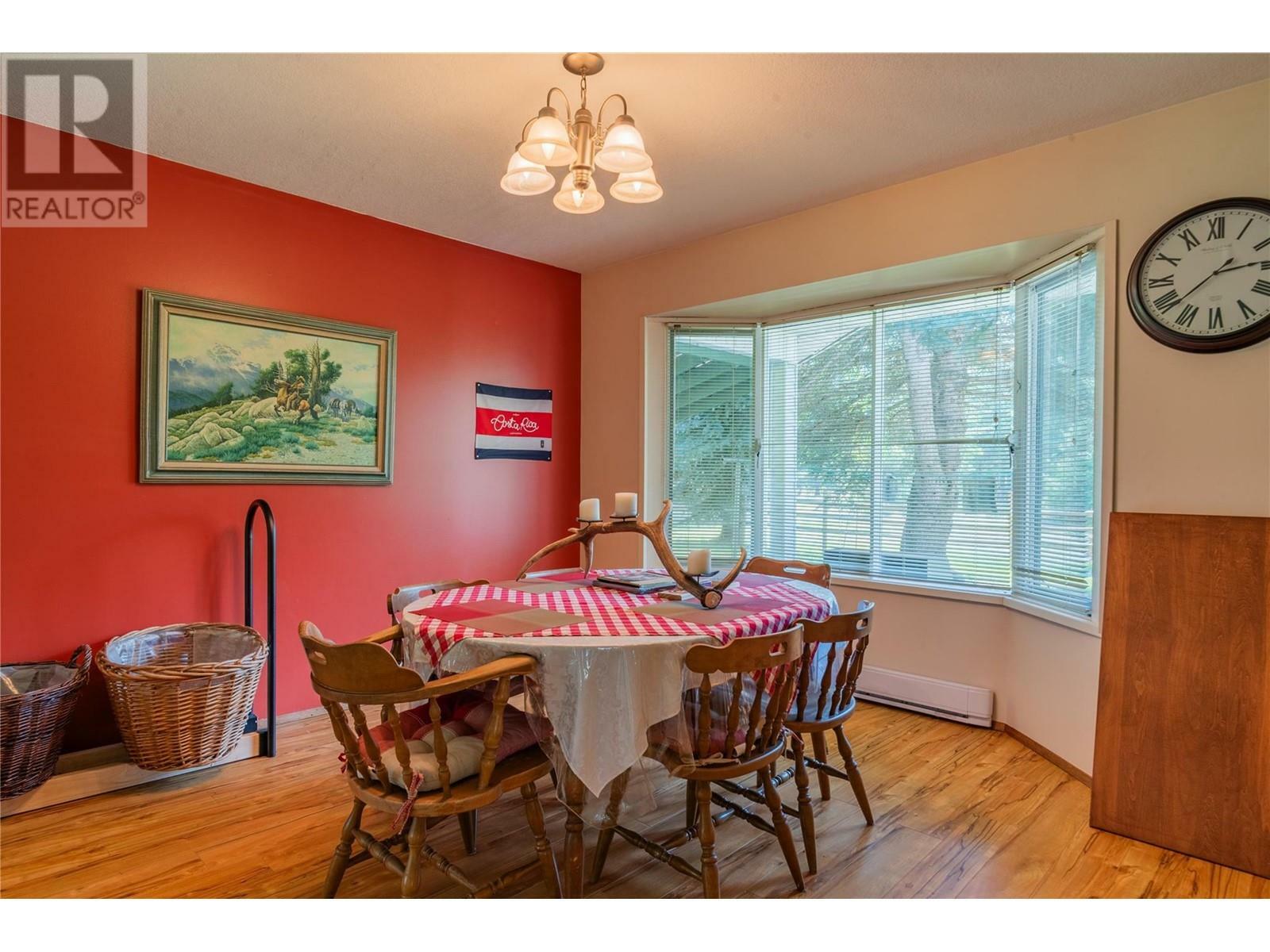 WINLAW, British Columbia, V0G 2J0, CA, 3 Bedrooms Bedrooms, ,2 BathroomsBathrooms,Residential,For Sale,1839031