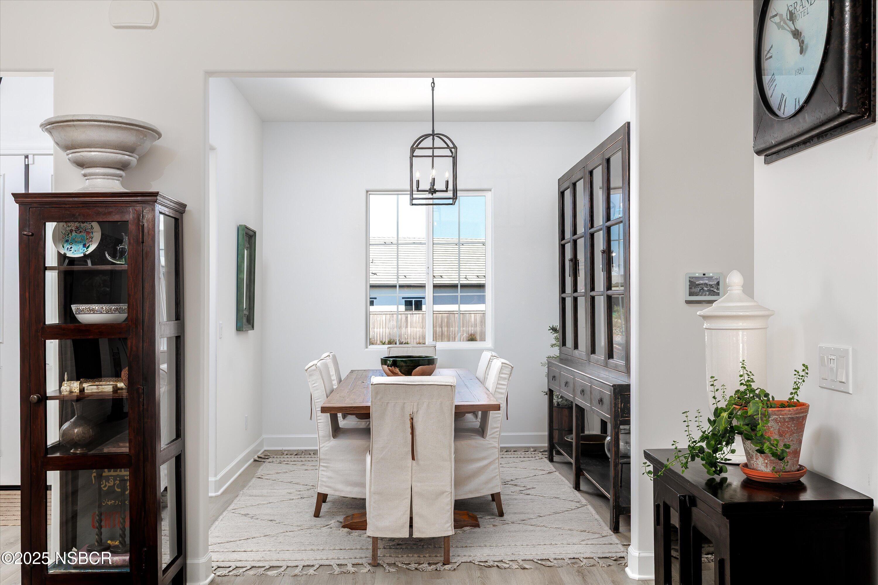 Santa Maria, California, 93455, United States, 4 Bedrooms Bedrooms, ,4 BathroomsBathrooms,Residential,For Sale,1975540