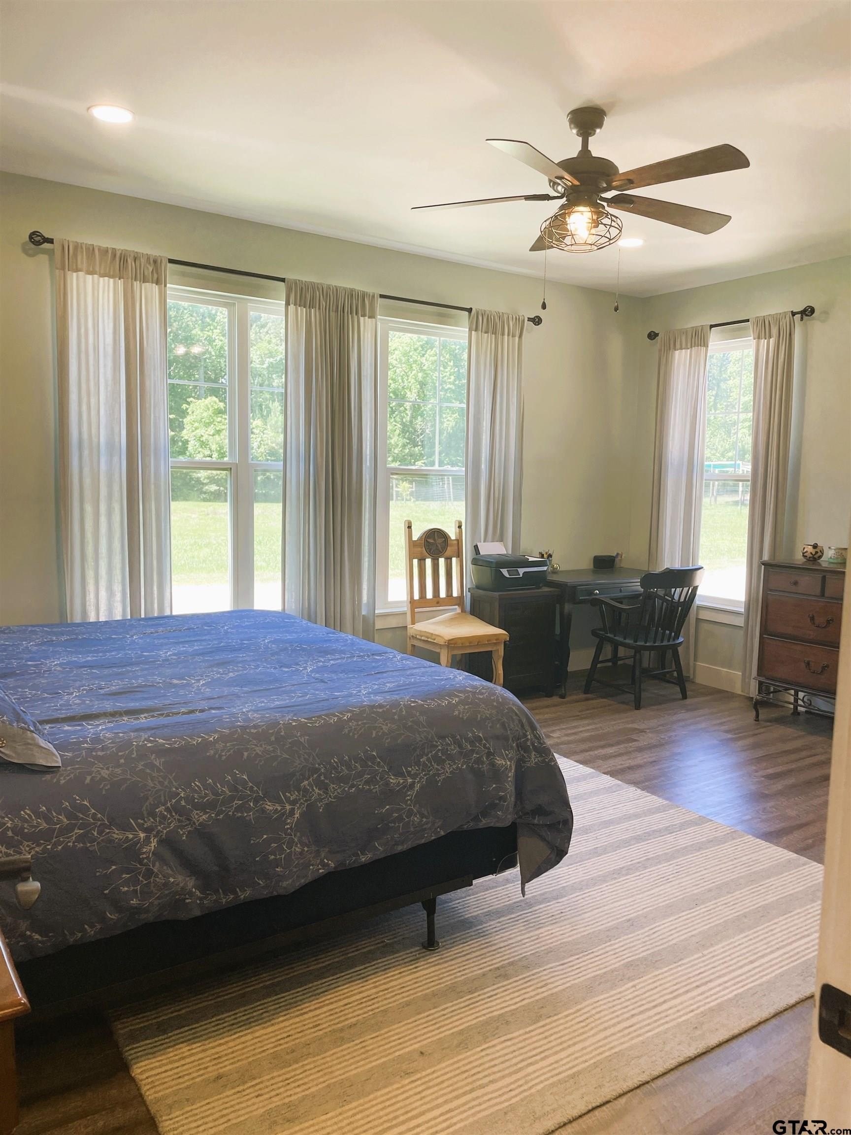 Pittsburg, Texas, 75686, United States, 3 Bedrooms Bedrooms, ,3 BathroomsBathrooms,Residential,For Sale,1982891