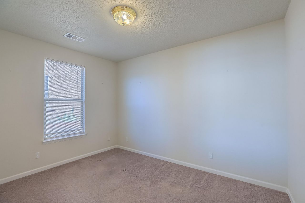 Rio Rancho, New Mexico, 87124, United States, 4 Bedrooms Bedrooms, ,3 BathroomsBathrooms,Residential,For Sale,1987621