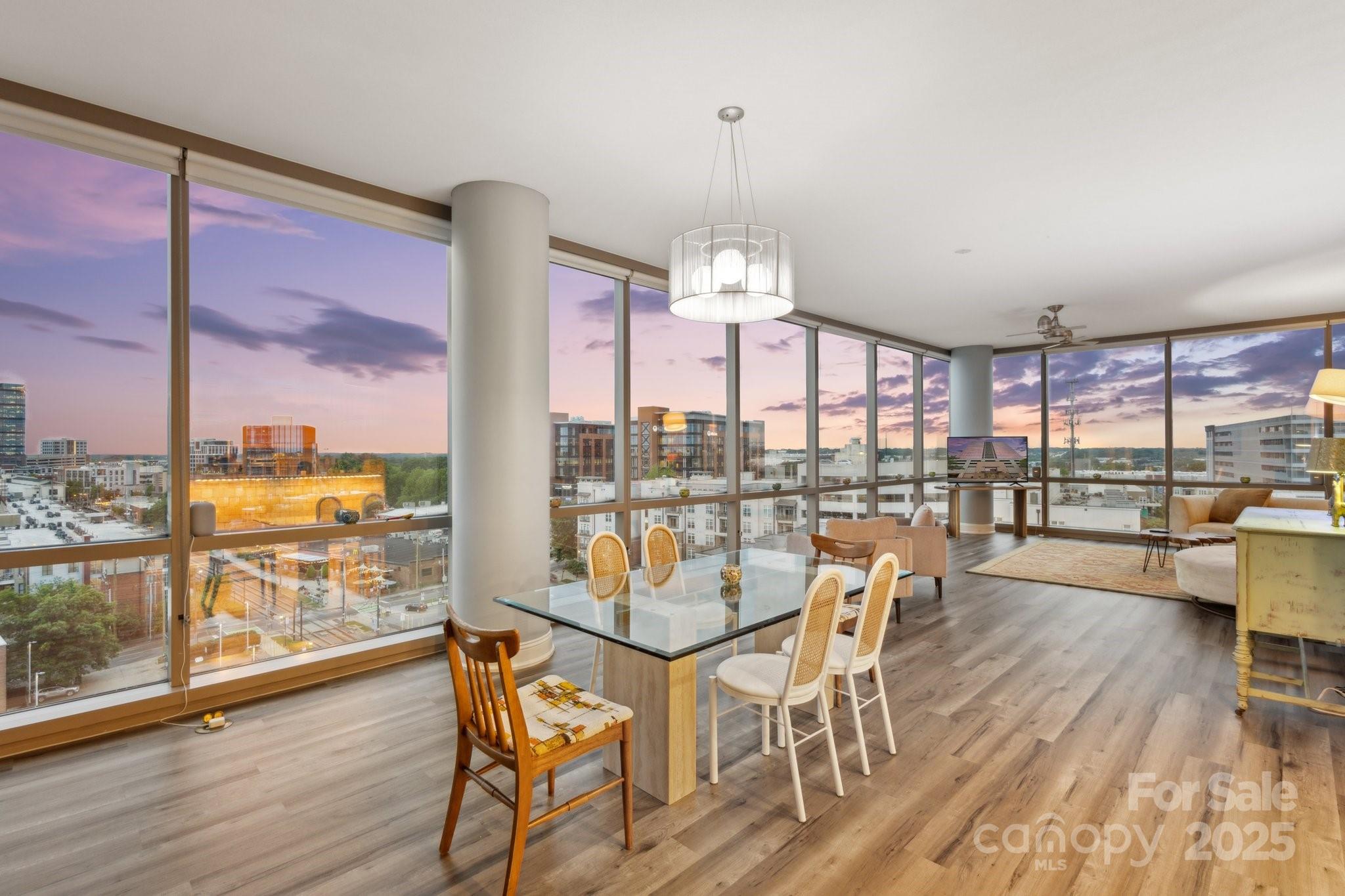 Charlotte, North Carolina, 28203, United States, 2 Bedrooms Bedrooms, ,2 BathroomsBathrooms,Residential,For Sale,1794161