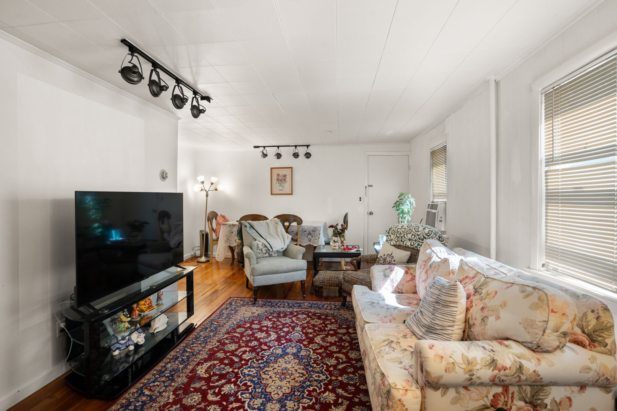  35 Middle Street, Newton, MA, 02458 - 物件實景