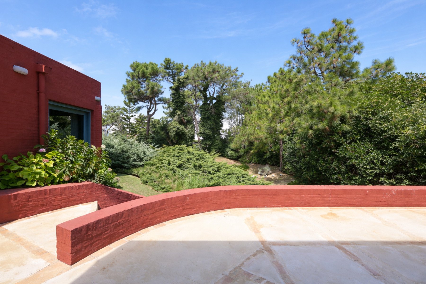  Exclusive 5-Bedroom Residence Steps from Playa Brava - 物件實景