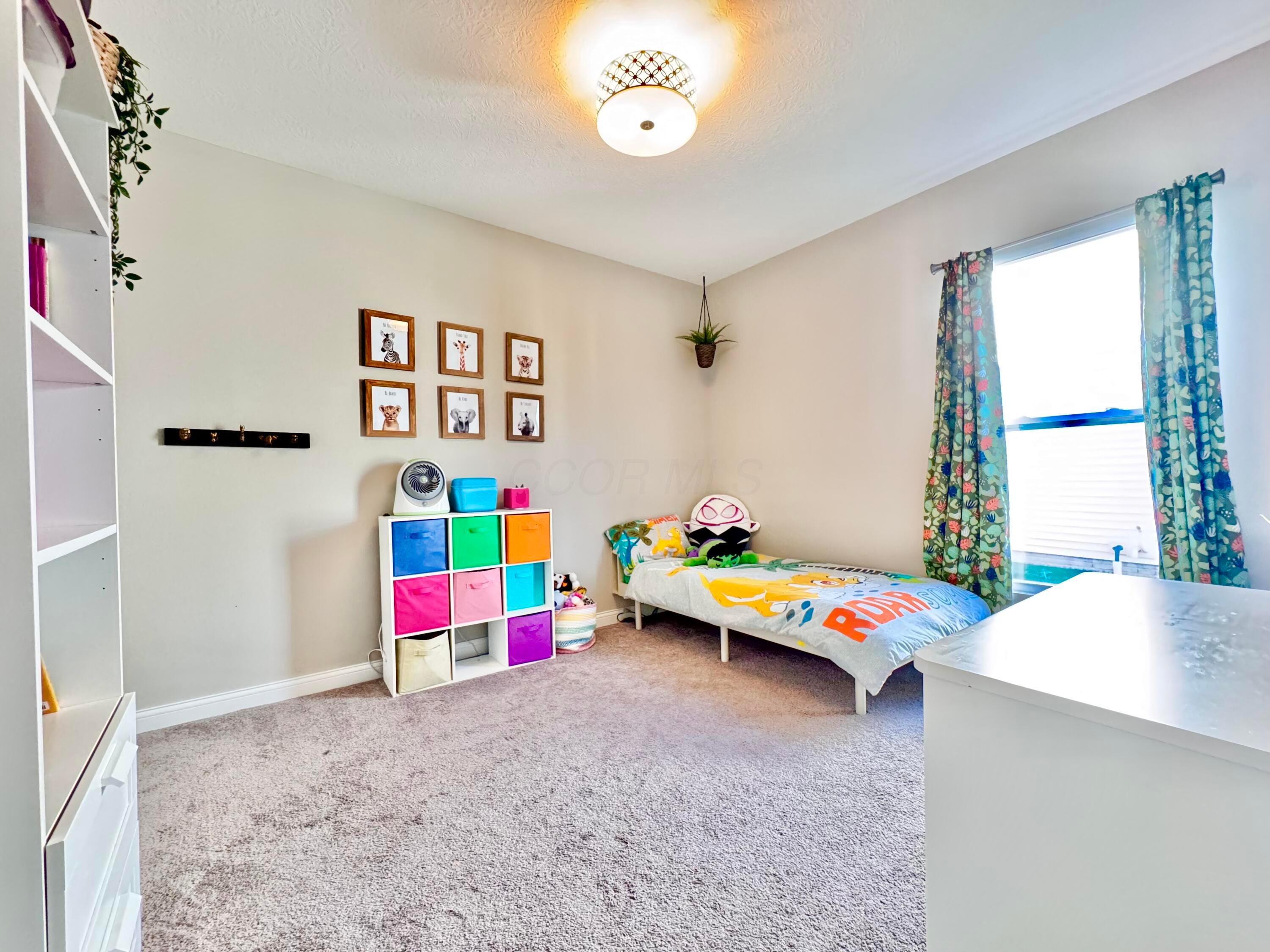 Powell, Ohio, 43065, United States, 3 Bedrooms Bedrooms, ,2 BathroomsBathrooms,Residential,For Sale,1989731