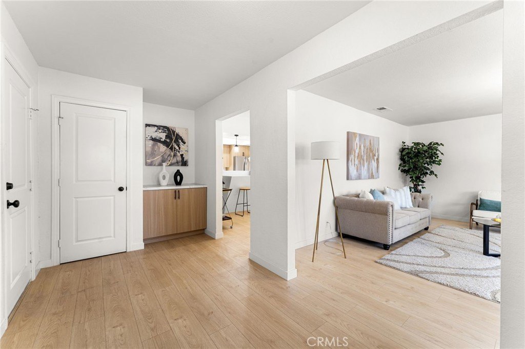 Montclair, California, 91763, United States, 4 Bedrooms Bedrooms, ,2 BathroomsBathrooms,Residential,For Sale,2048978