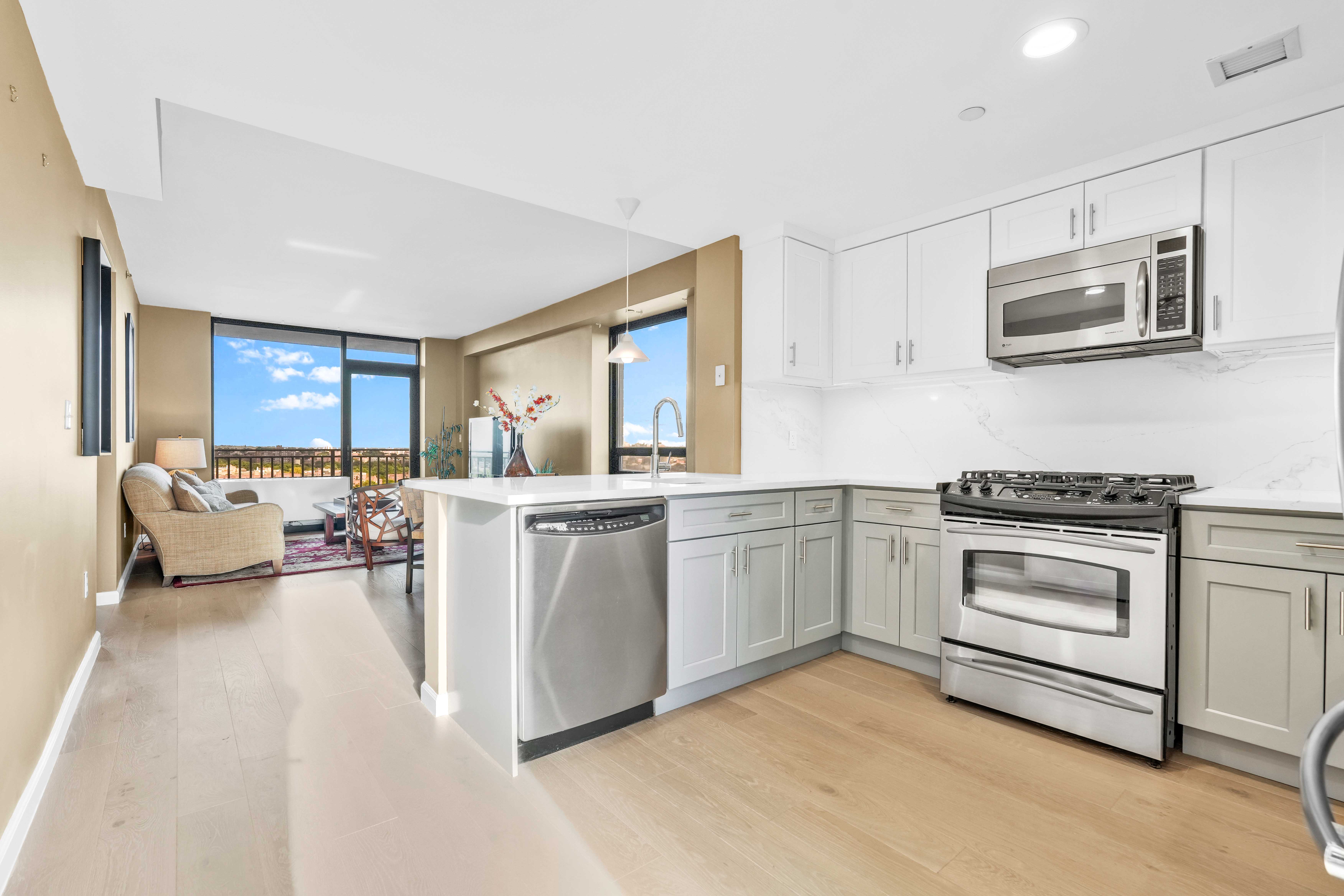  11624 Grosvenor Lane #15B, Kew Gardens, NY, 11418 - 物件實景