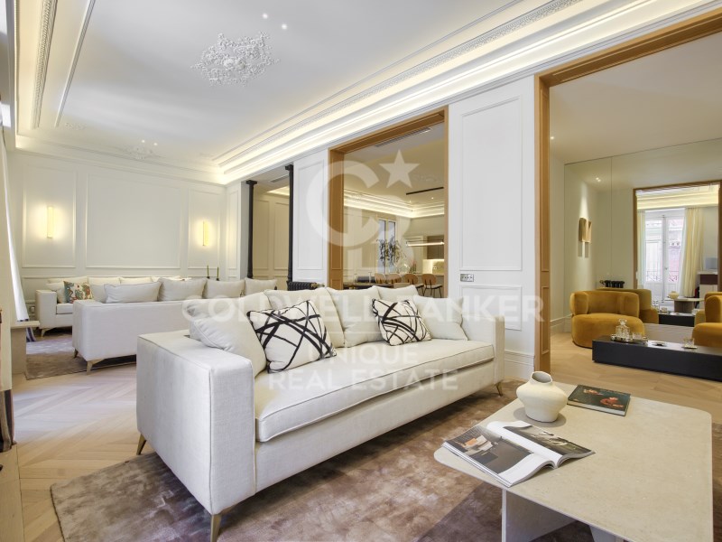Madrid, Comunidad de Madrid, ES, 4 Bedrooms Bedrooms, ,5 BathroomsBathrooms,Residential,For Sale,1885233
