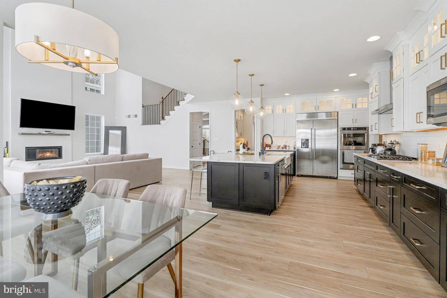 York, Pennsylvania, 17403, United States, 5 Bedrooms Bedrooms, ,6 BathroomsBathrooms,Residential,For Sale,2003251