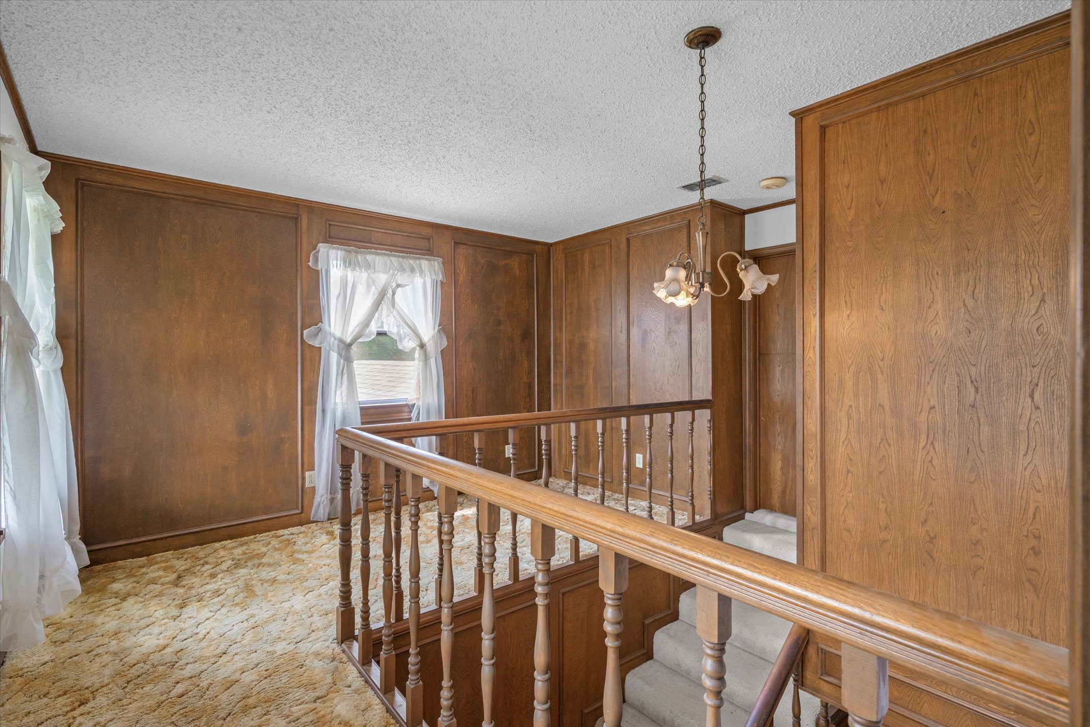 Wills Point, Texas, 75169, United States, 4 Bedrooms Bedrooms, ,3 BathroomsBathrooms,Residential,For Sale,1979230