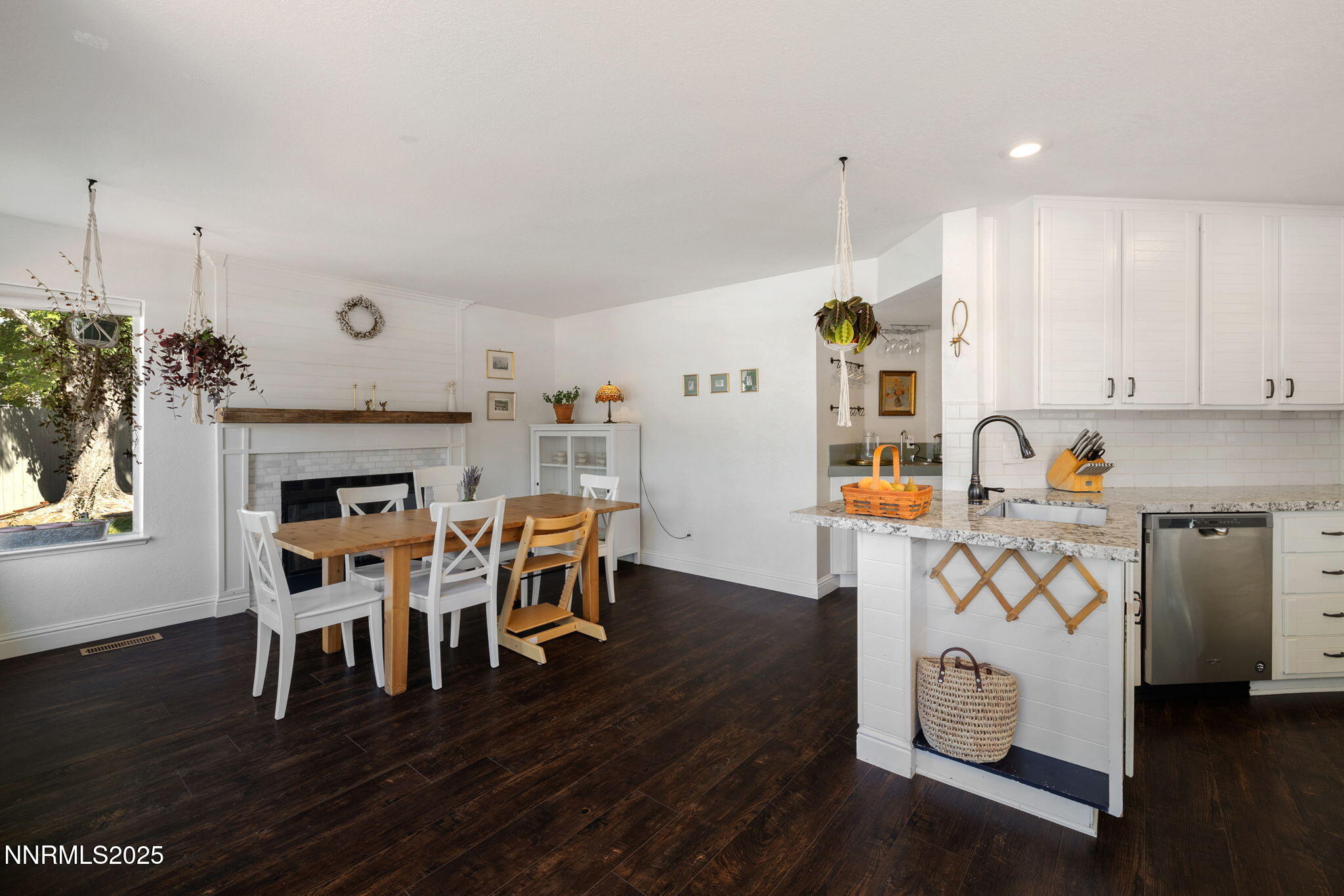 Reno, Nevada, 89519, United States, 3 Bedrooms Bedrooms, ,3 BathroomsBathrooms,Residential,For Sale,1941063