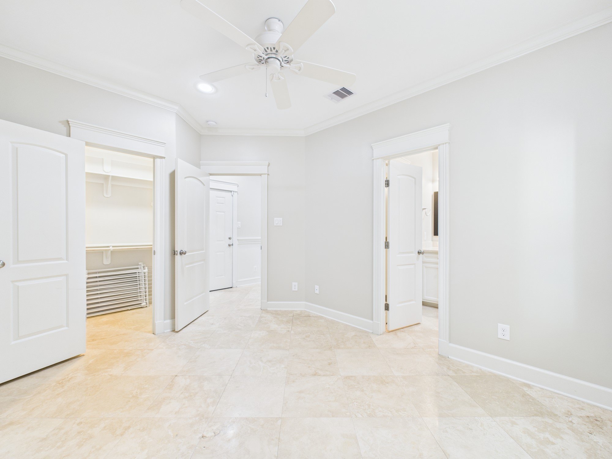 Houston, Texas, 77007, United States, 3 Bedrooms Bedrooms, ,4 BathroomsBathrooms,Residential,For Sale,1990777