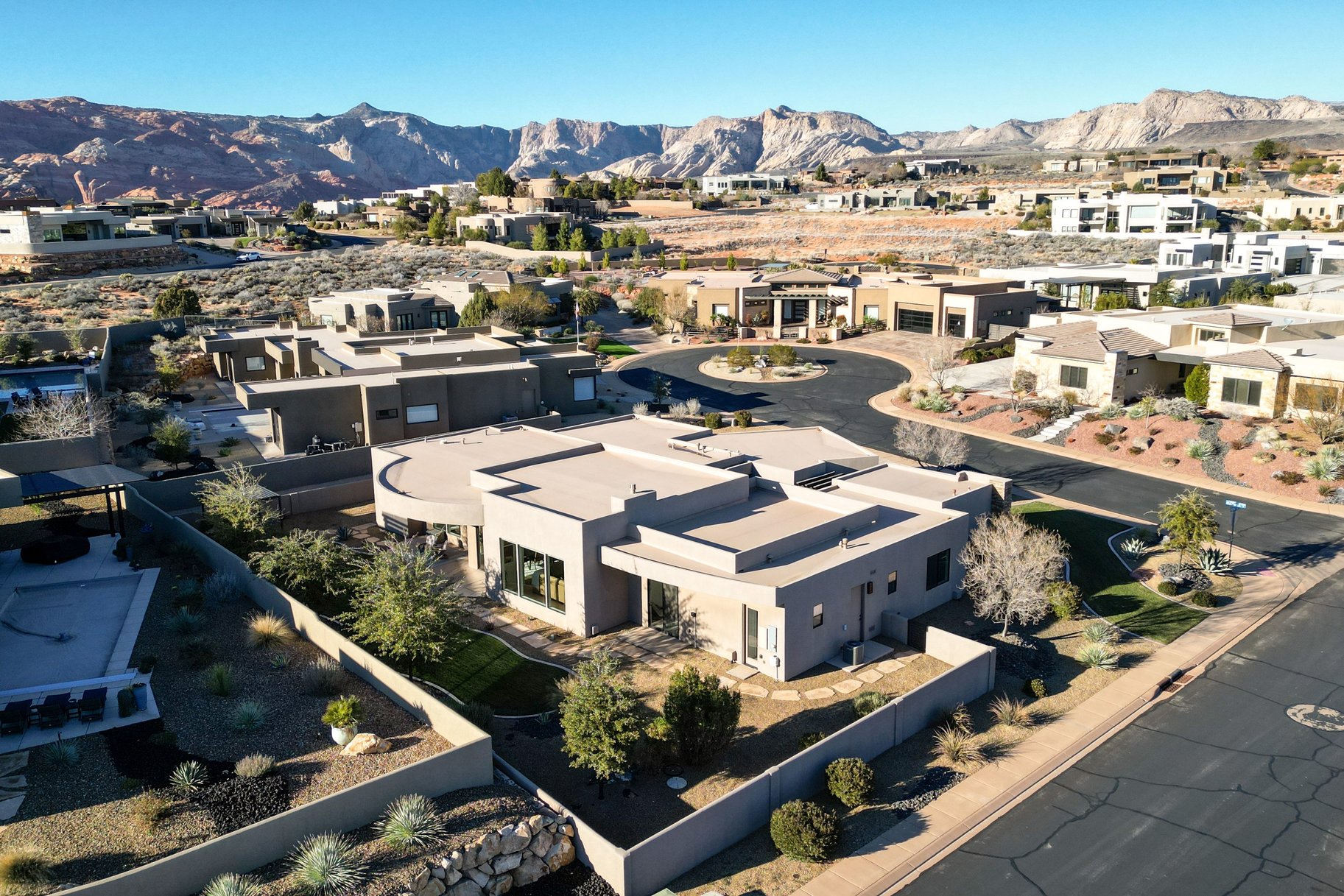  Modern home In The Heart Of The Gated Side Of The Ledges Golf Course - 物件實景