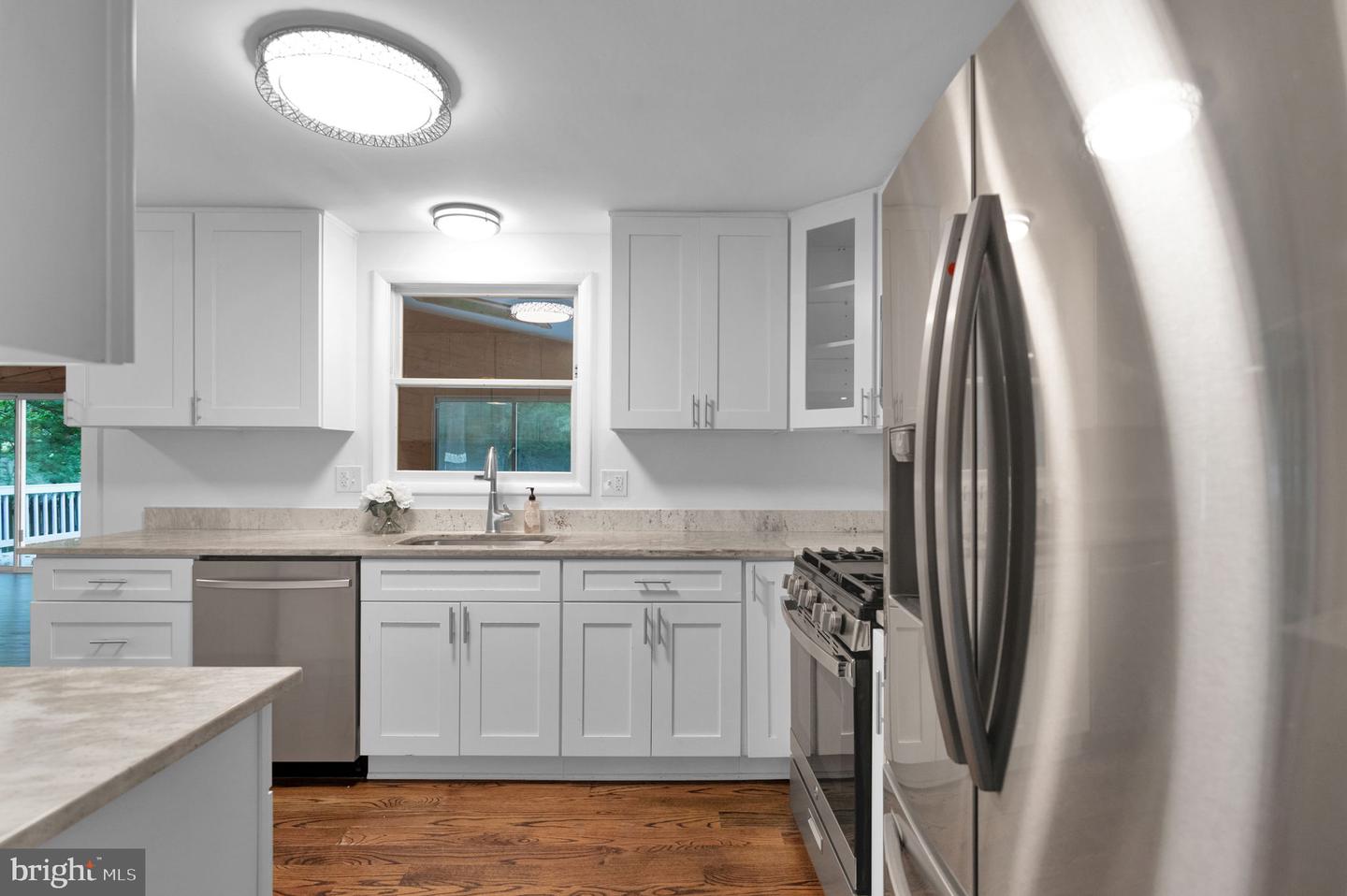 Fairfax, Virginia, 22030, United States, 4 Bedrooms Bedrooms, ,3 BathroomsBathrooms,Residential,For Sale,1896829