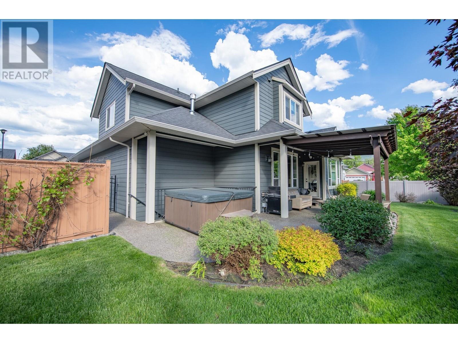 ARMSTRONG, British Columbia, V4Y 0X9, CA, 6 Bedrooms Bedrooms, ,3 BathroomsBathrooms,Residential,For Sale,1838697