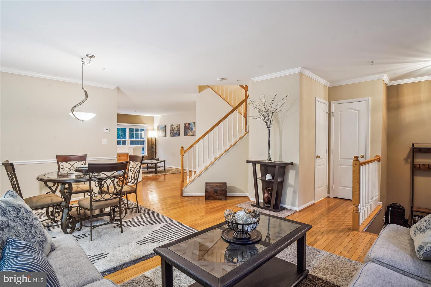 Gaithersburg, Maryland, 20886, United States, 3 Bedrooms Bedrooms, ,4 BathroomsBathrooms,Residential,For Sale,1955929