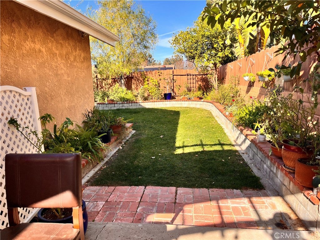 Canyon Country, California, 91351, United States, 3 Bedrooms Bedrooms, ,2 BathroomsBathrooms,Residential,For Sale,2006258