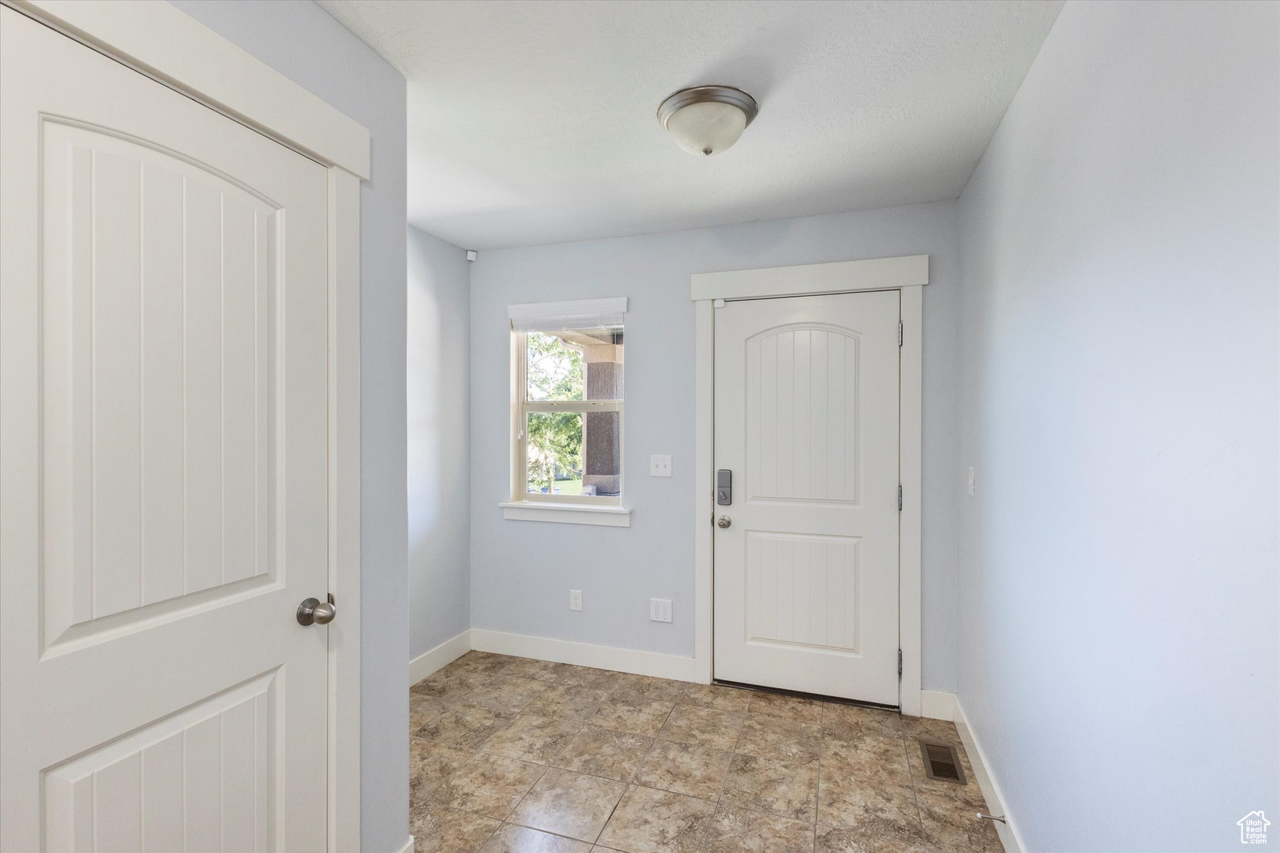 Saratoga Springs, Utah, 84045, United States, 5 Bedrooms Bedrooms, ,4 BathroomsBathrooms,Residential,For Sale,1937453