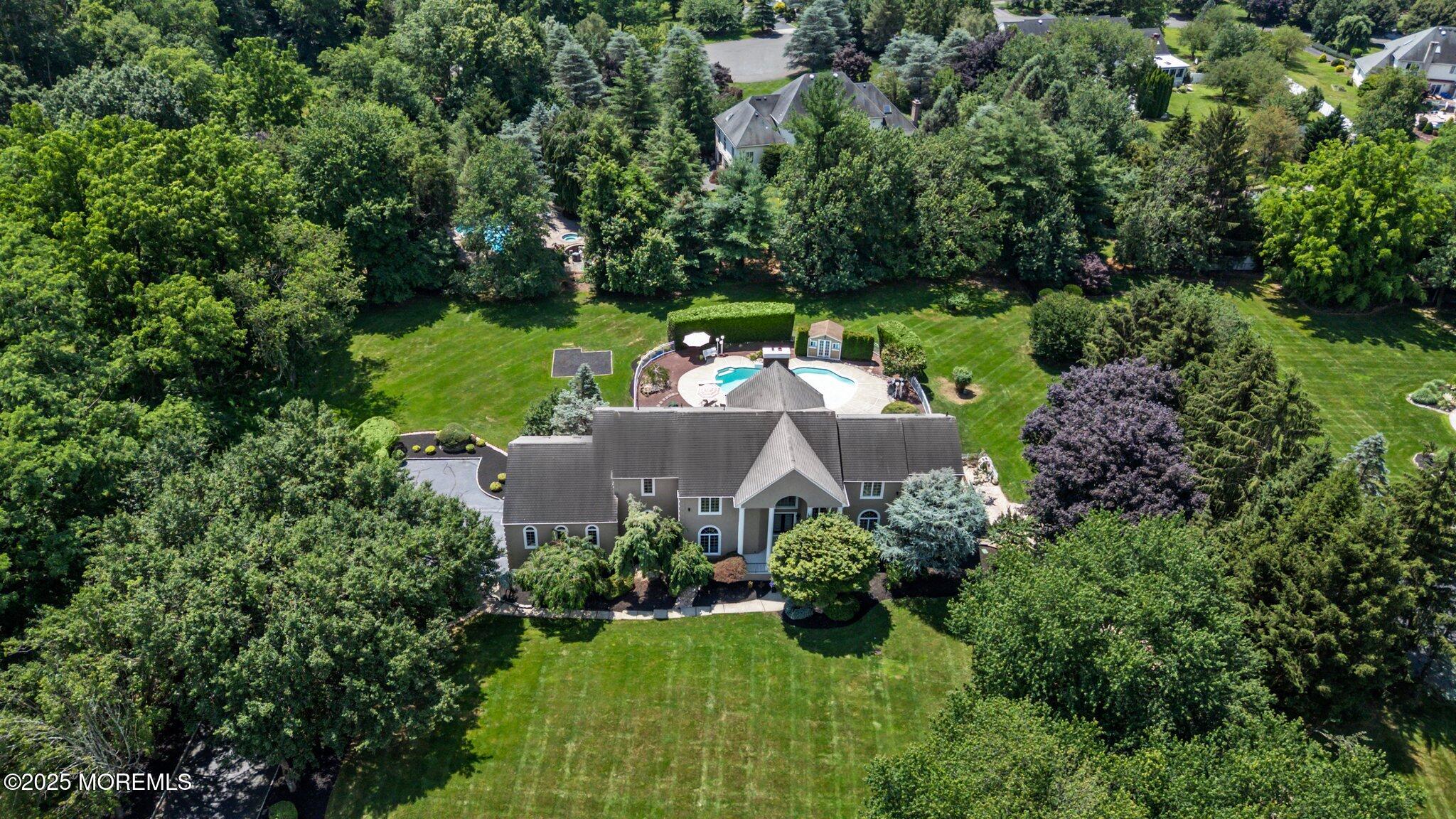 Manalapan, New Jersey, 07726, United States, 5 Bedrooms Bedrooms, ,7 BathroomsBathrooms,Residential,For Sale,1979083