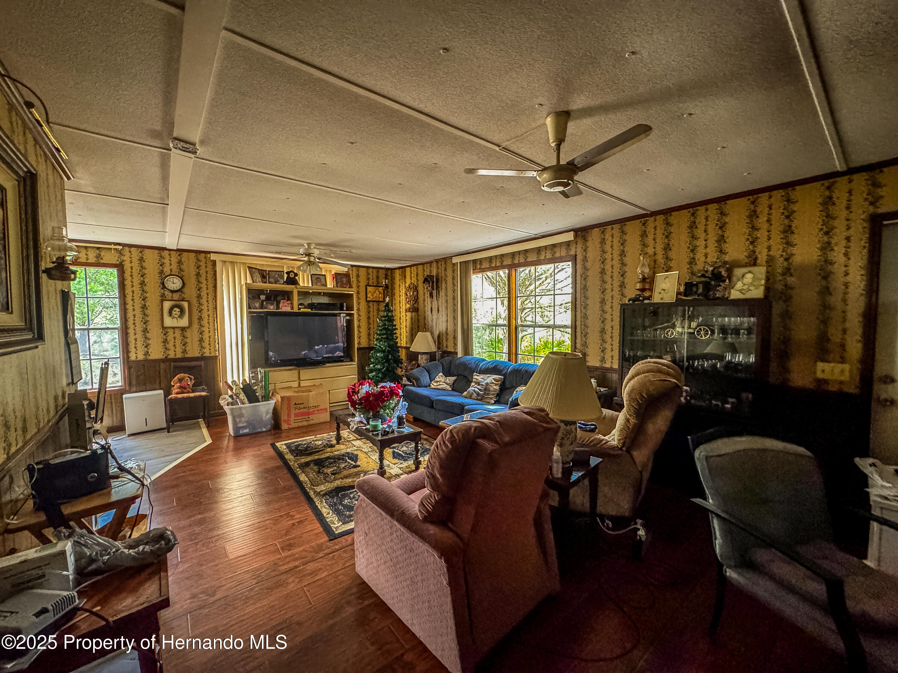 Brooksville, Florida, 34613, United States, 4 Bedrooms Bedrooms, ,2 BathroomsBathrooms,Residential,For Sale,1975088