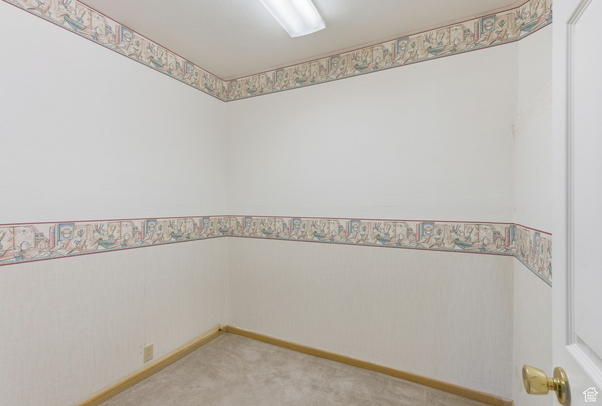 Tooele, Utah, 84074, United States, 4 Bedrooms Bedrooms, ,4 BathroomsBathrooms,Residential,For Sale,1989658