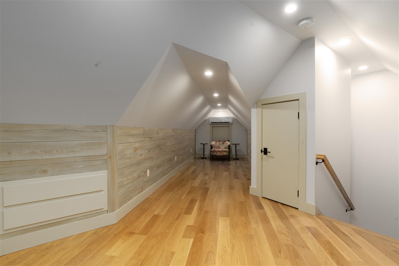 Bowling Green, Kentucky, 42103, United States, 5 Bedrooms Bedrooms, ,5 BathroomsBathrooms,Residential,For Sale,1986458