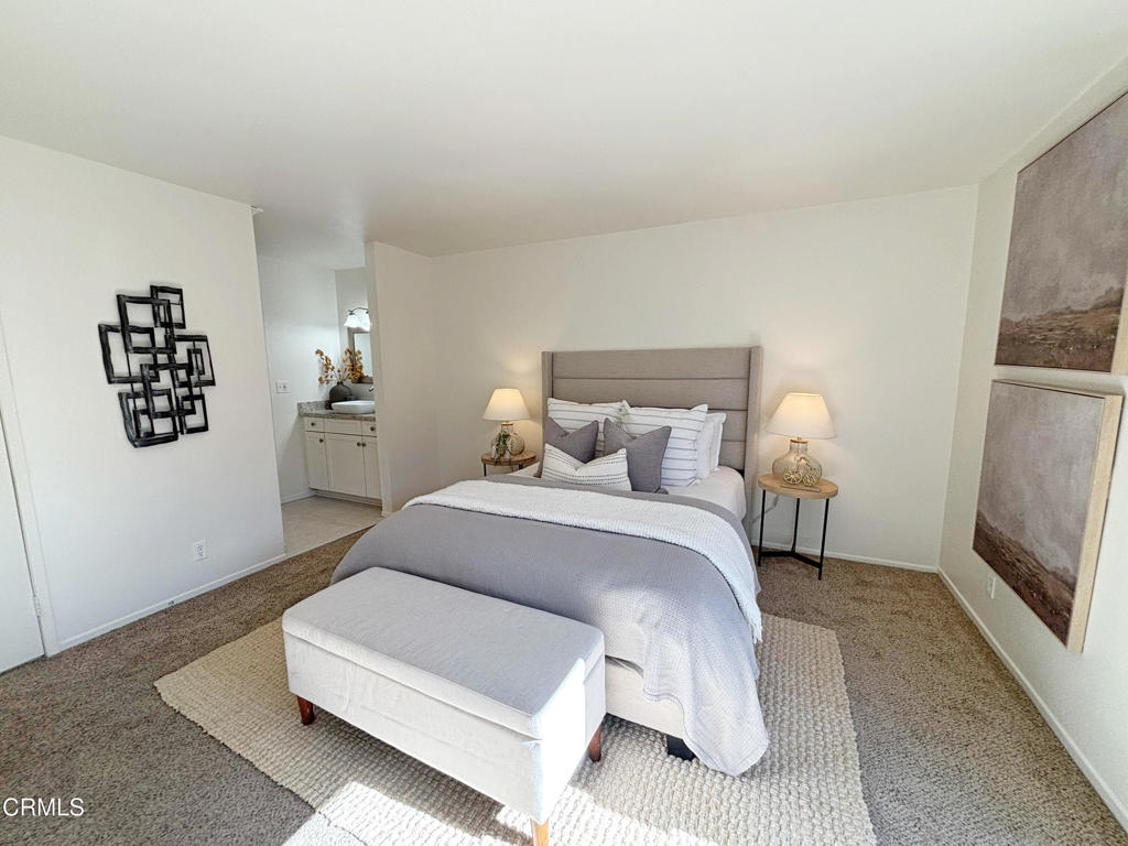 Tustin, California, 92780, United States, 2 Bedrooms Bedrooms, ,2 BathroomsBathrooms,Residential,For Sale,2002940