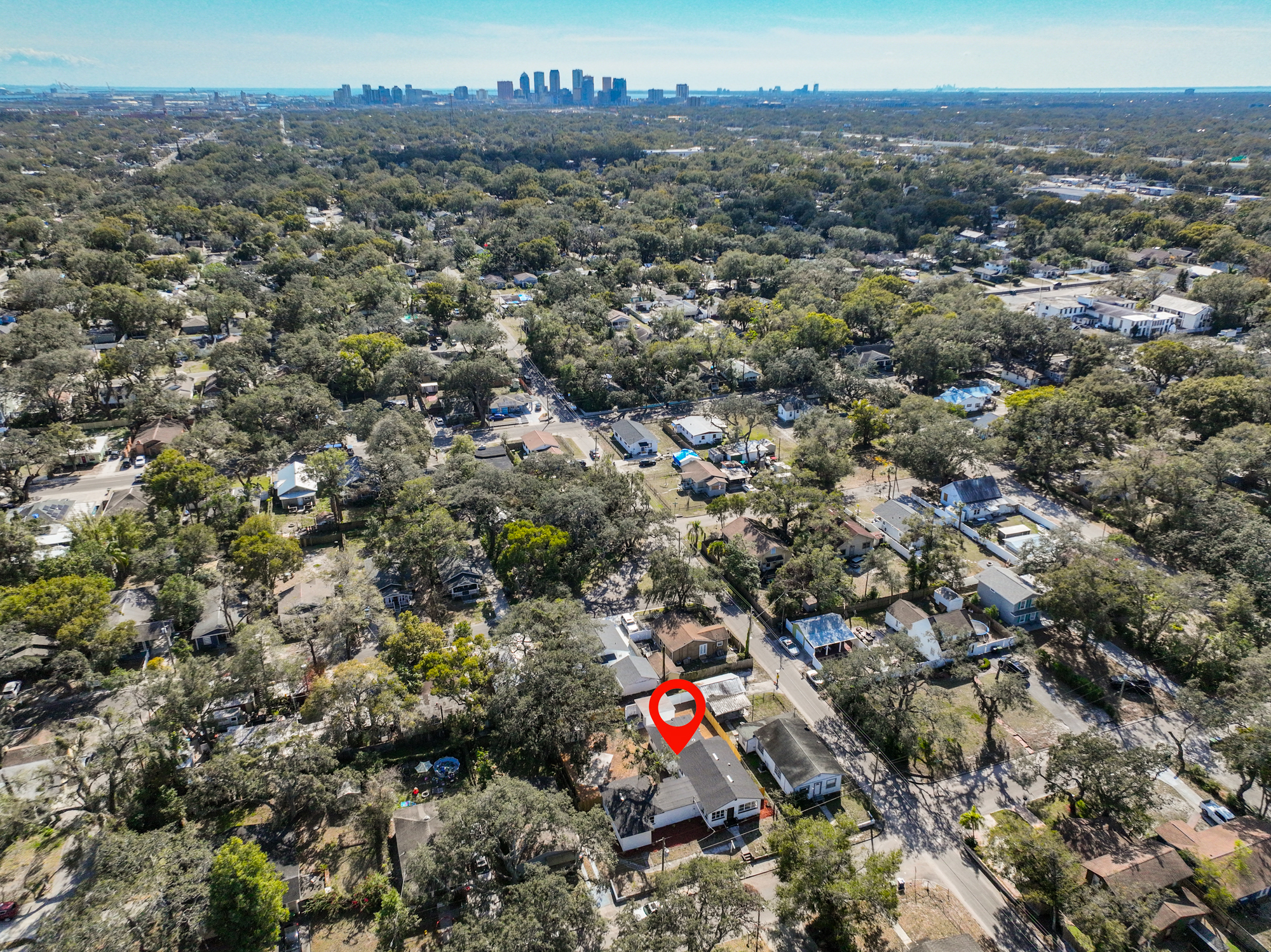 Tampa, Florida, 33603, United States, 5 Bedrooms Bedrooms, ,4 BathroomsBathrooms,Residential,For Sale,1980148