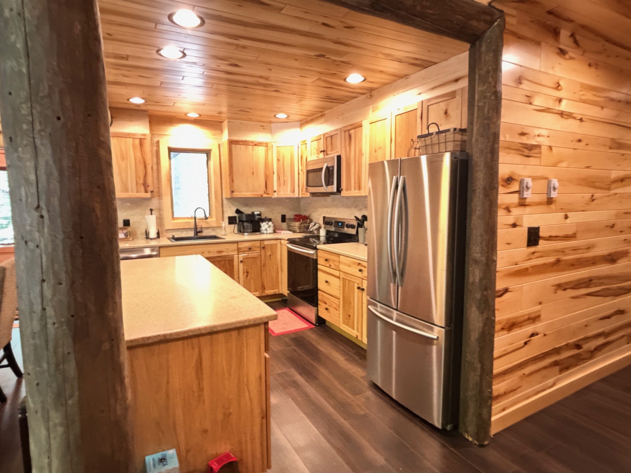 Boulder Junction, Wisconsin, 54512, United States, 3 Bedrooms Bedrooms, ,3 BathroomsBathrooms,Residential,For Sale,1878844
