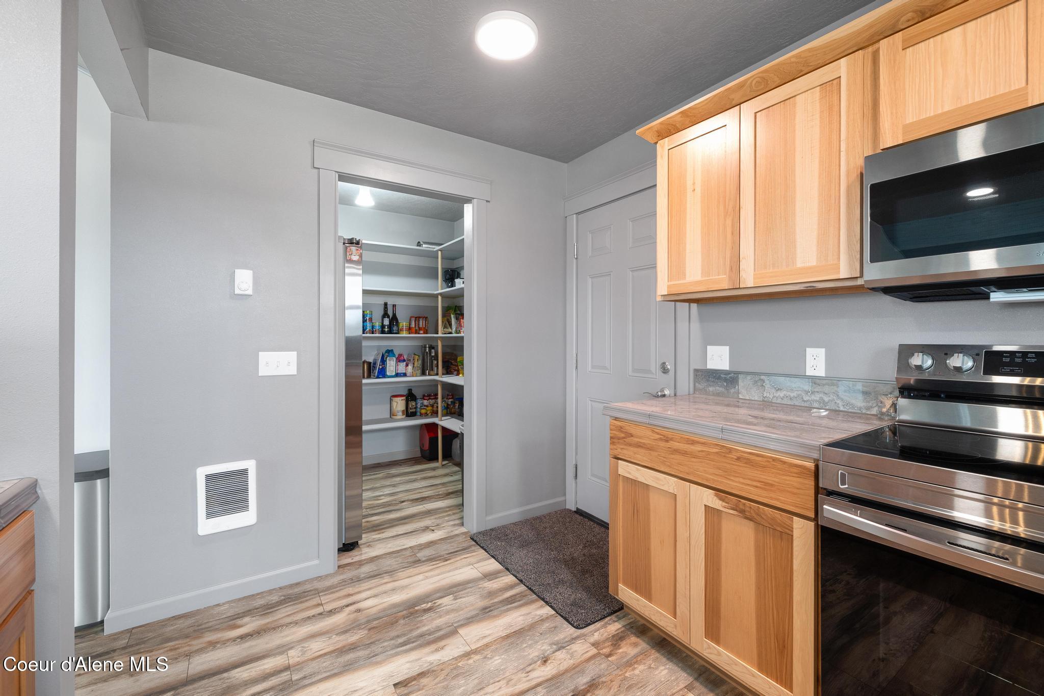 Worley, Idaho, 83876, United States, 3 Bedrooms Bedrooms, ,2 BathroomsBathrooms,Residential,For Sale,1897299