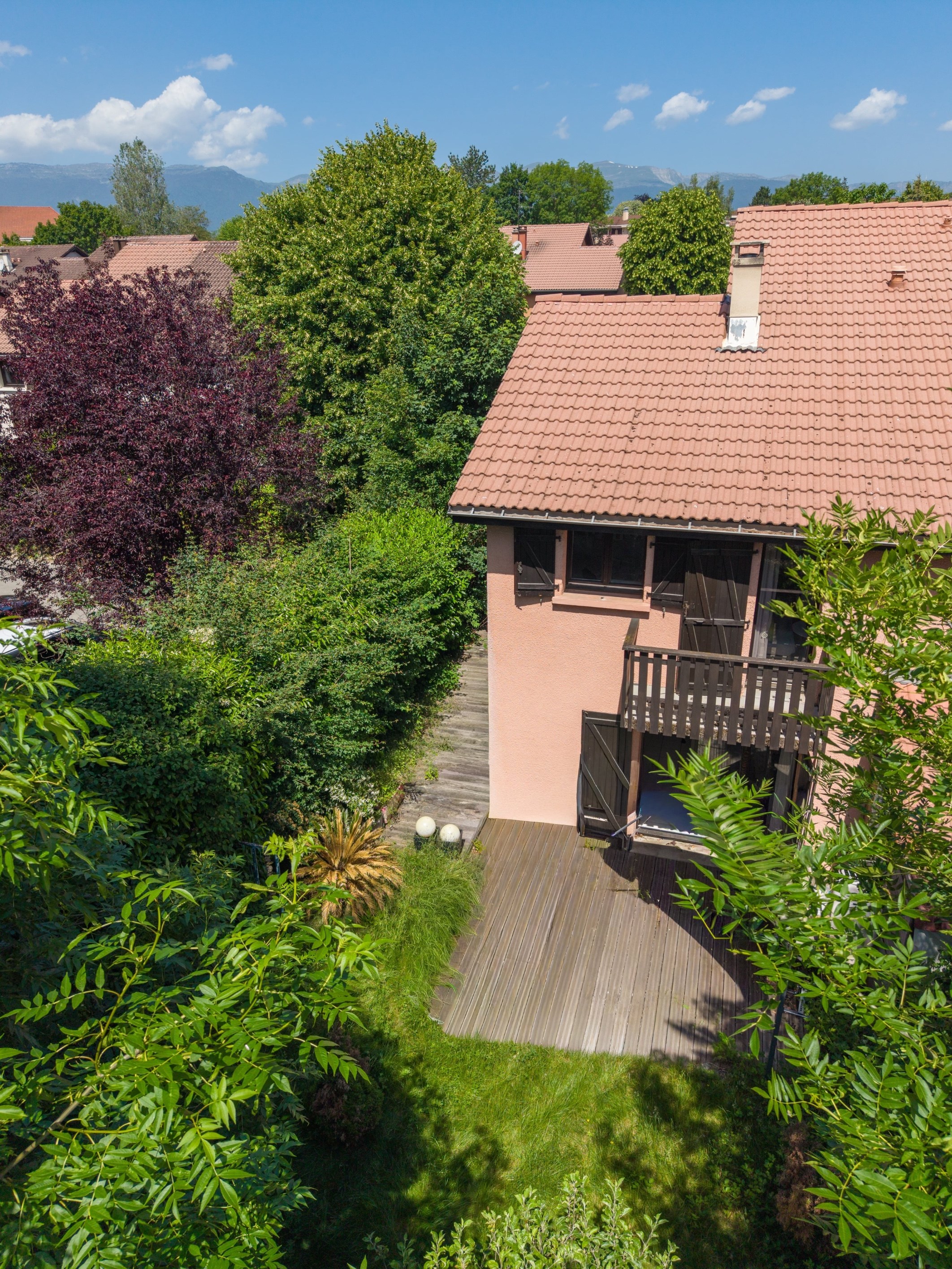  Charming family home, ideally located in Ferney-Voltaire - 物件實景