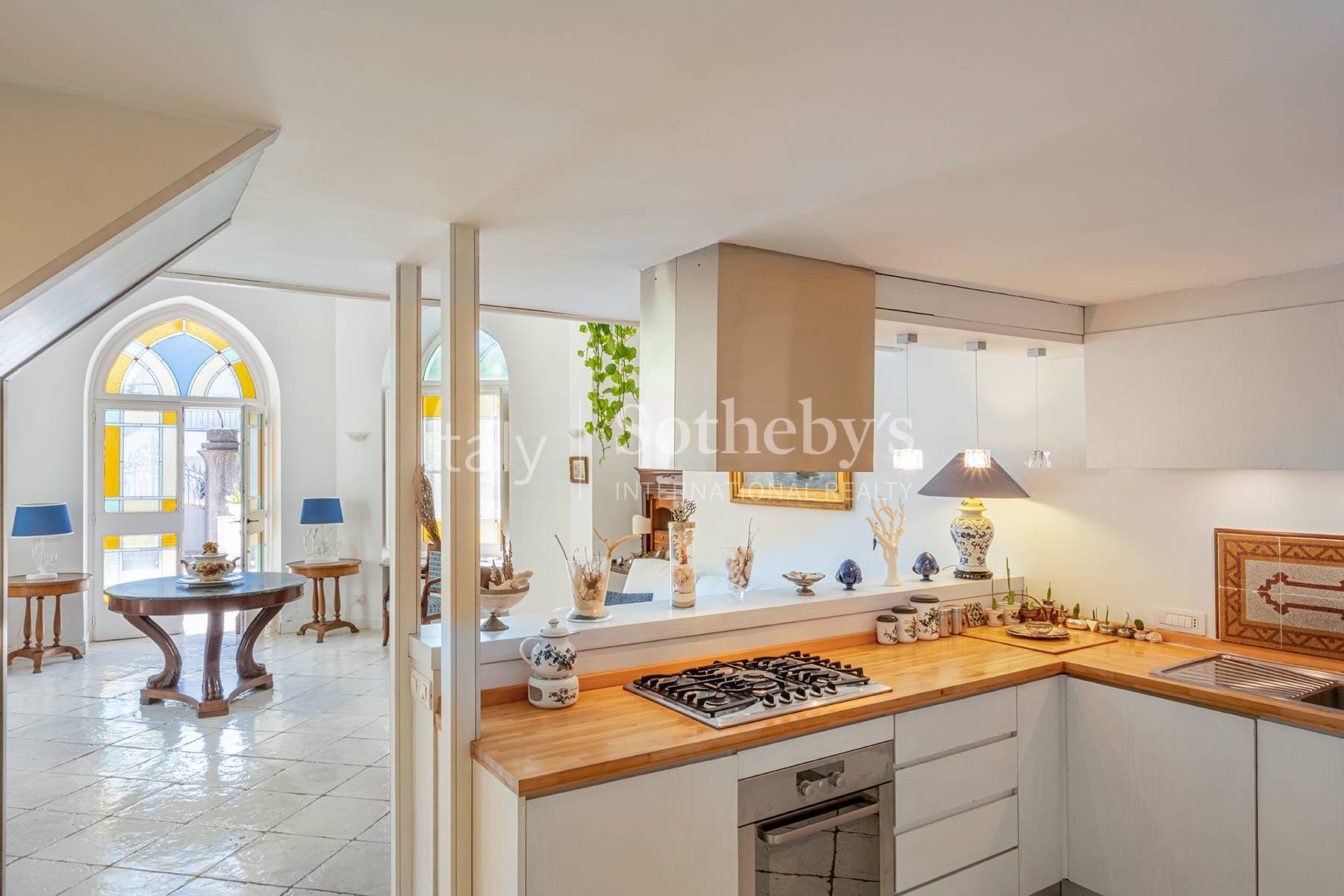 Detached apartment in historic villa with terrace and garden - 物件實景