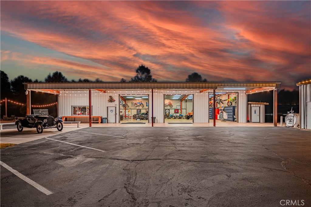 Murrieta, California, 92562, United States, 3 Bedrooms Bedrooms, ,4 BathroomsBathrooms,Residential,For Sale,1847394