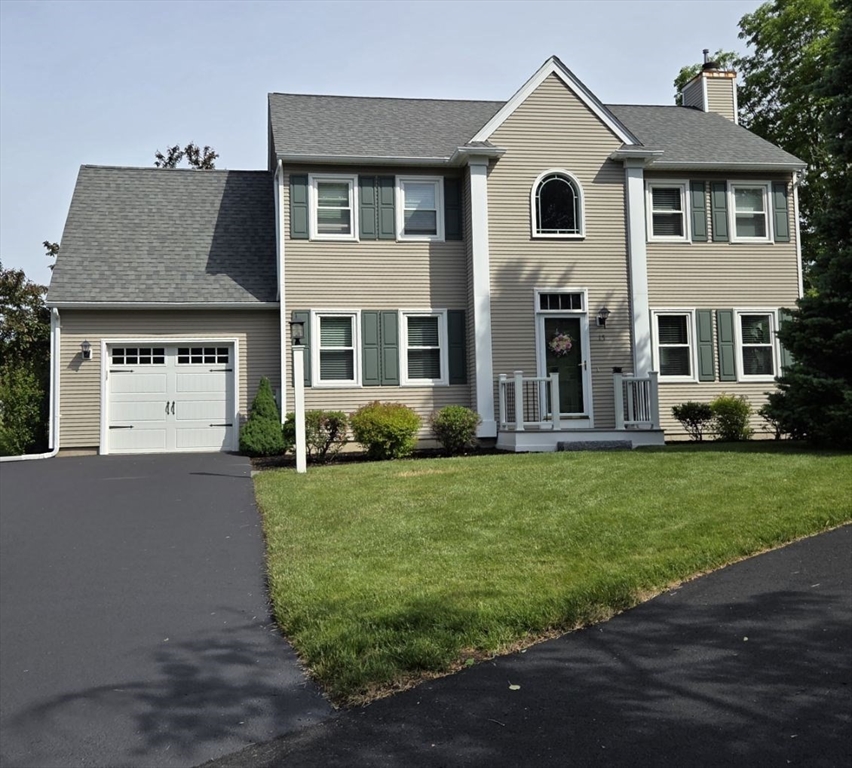 Haverhill, Massachusetts, 01832, United States, 3 Bedrooms Bedrooms, ,3 BathroomsBathrooms,Residential,For Sale,2044704