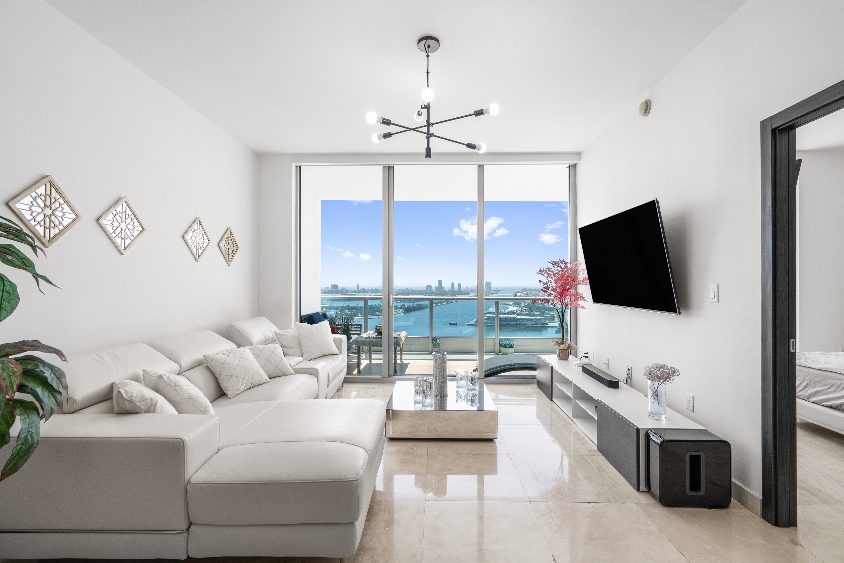  900 Biscayne Blvd, Miami, FL, 33132 - 物件實景