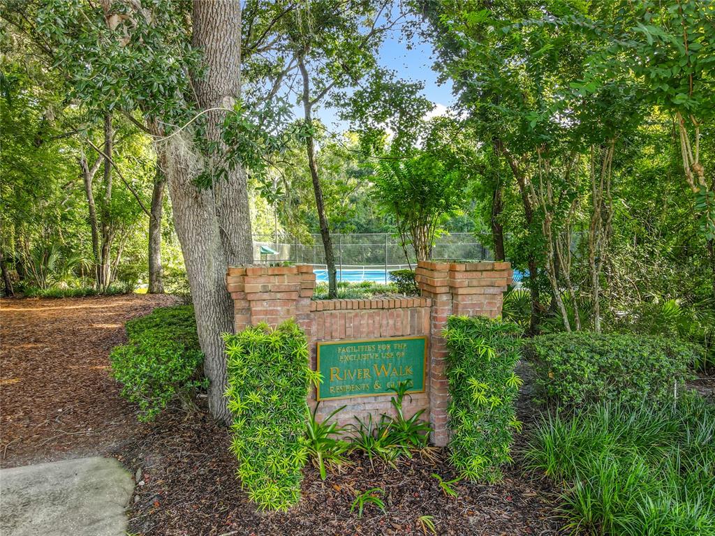 Oviedo, Florida, 32765, United States, 4 Bedrooms Bedrooms, ,3 BathroomsBathrooms,Residential,For Sale,1890783