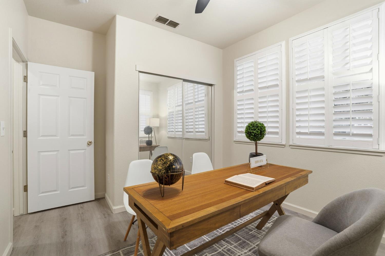 Stockton, California, 95209, United States, 4 Bedrooms Bedrooms, ,3 BathroomsBathrooms,Residential,For Sale,1998971